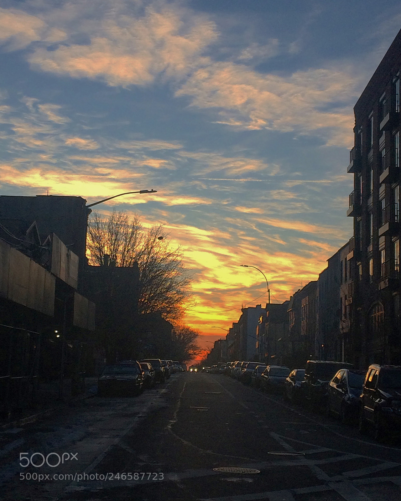 Apple iPhone 5s sample photo. Brooklyn sunset street photography
