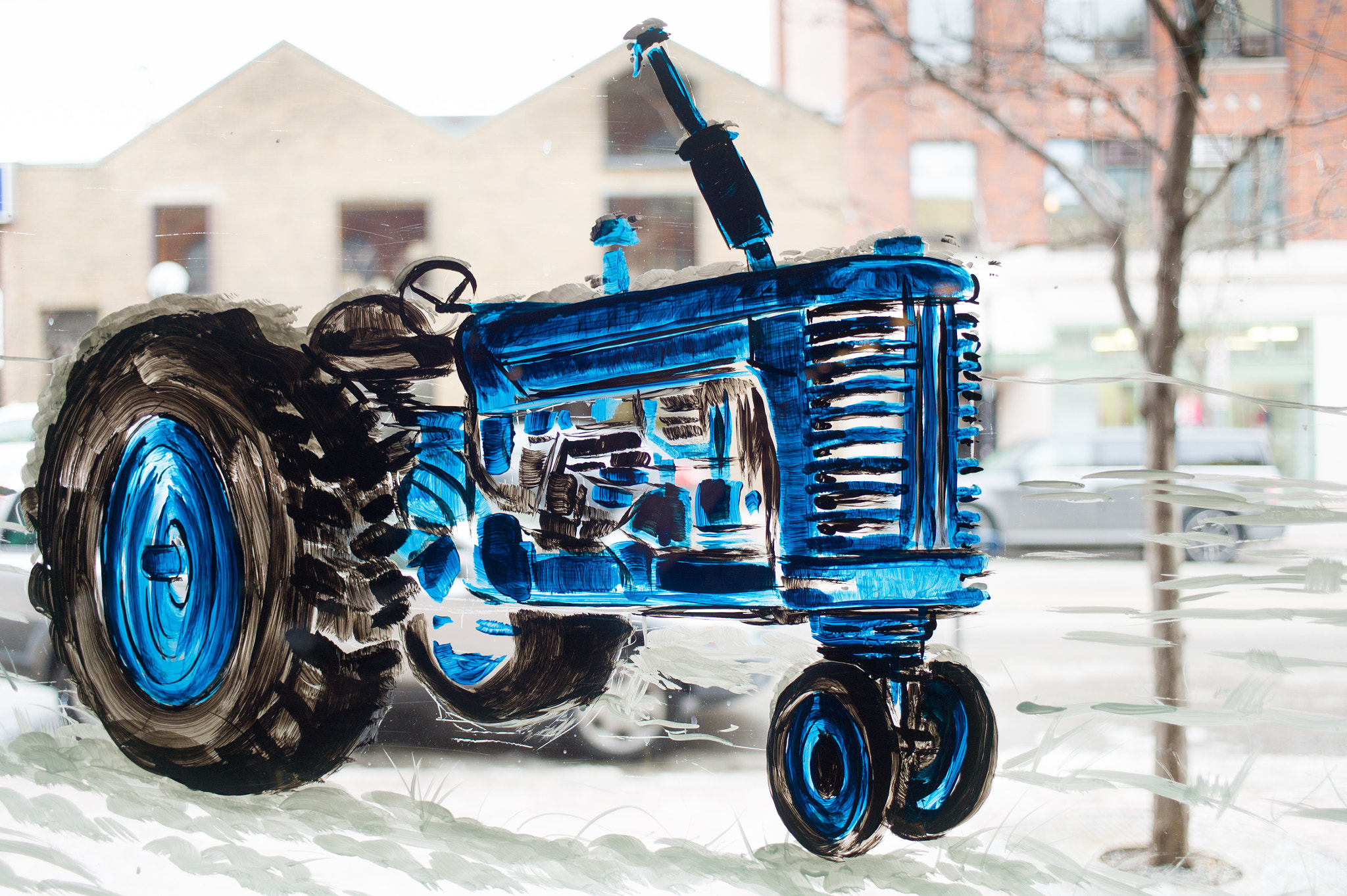 Leica M9 + Elmarit-M 28mm f/2.8 (III) sample photo. The blue tractor photography