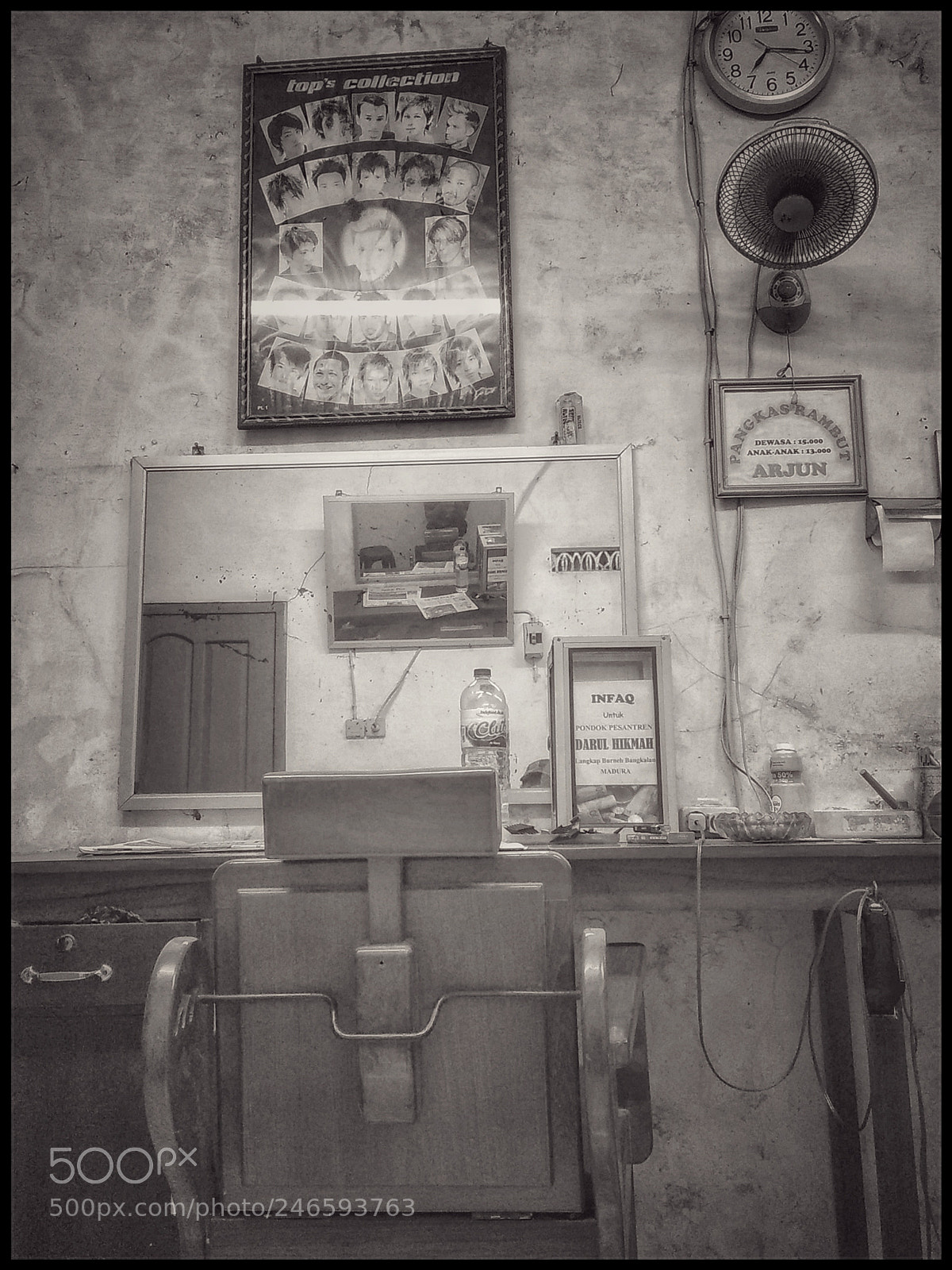 Xiaomi Redmi Note 5A sample photo. Barber shop photography