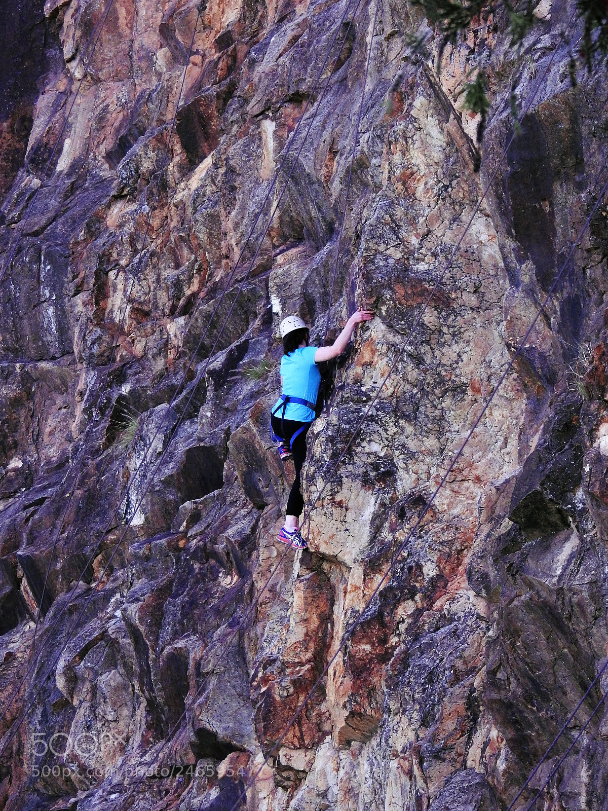 Nikon Coolpix P900 sample photo. Rock climbing photography