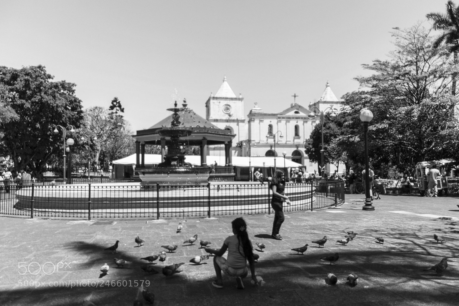 Canon EOS 1100D (EOS Rebel T3 / EOS Kiss X50) sample photo. Parque central photography