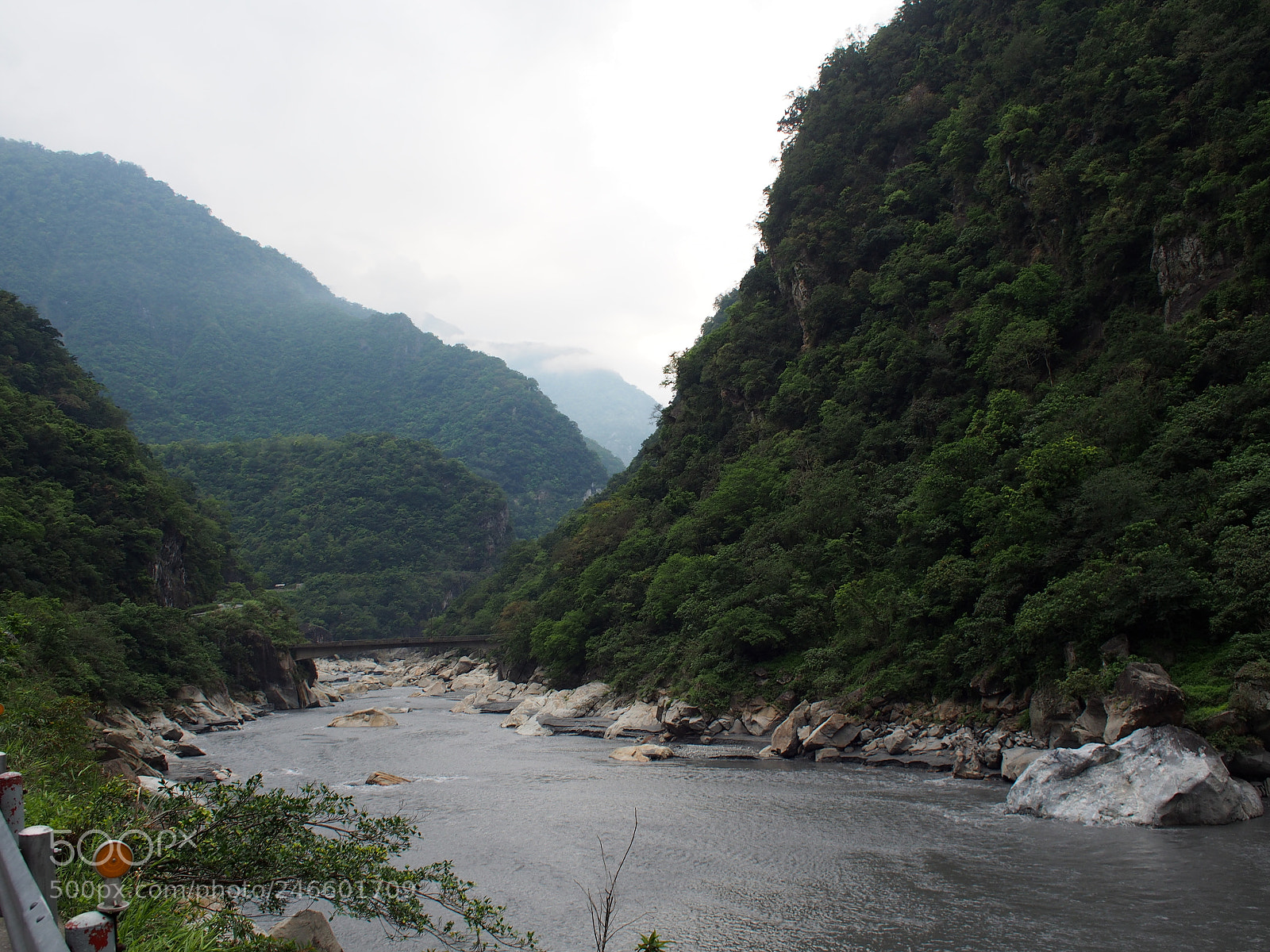 Olympus PEN E-PL6 sample photo. Taroko gorge photography