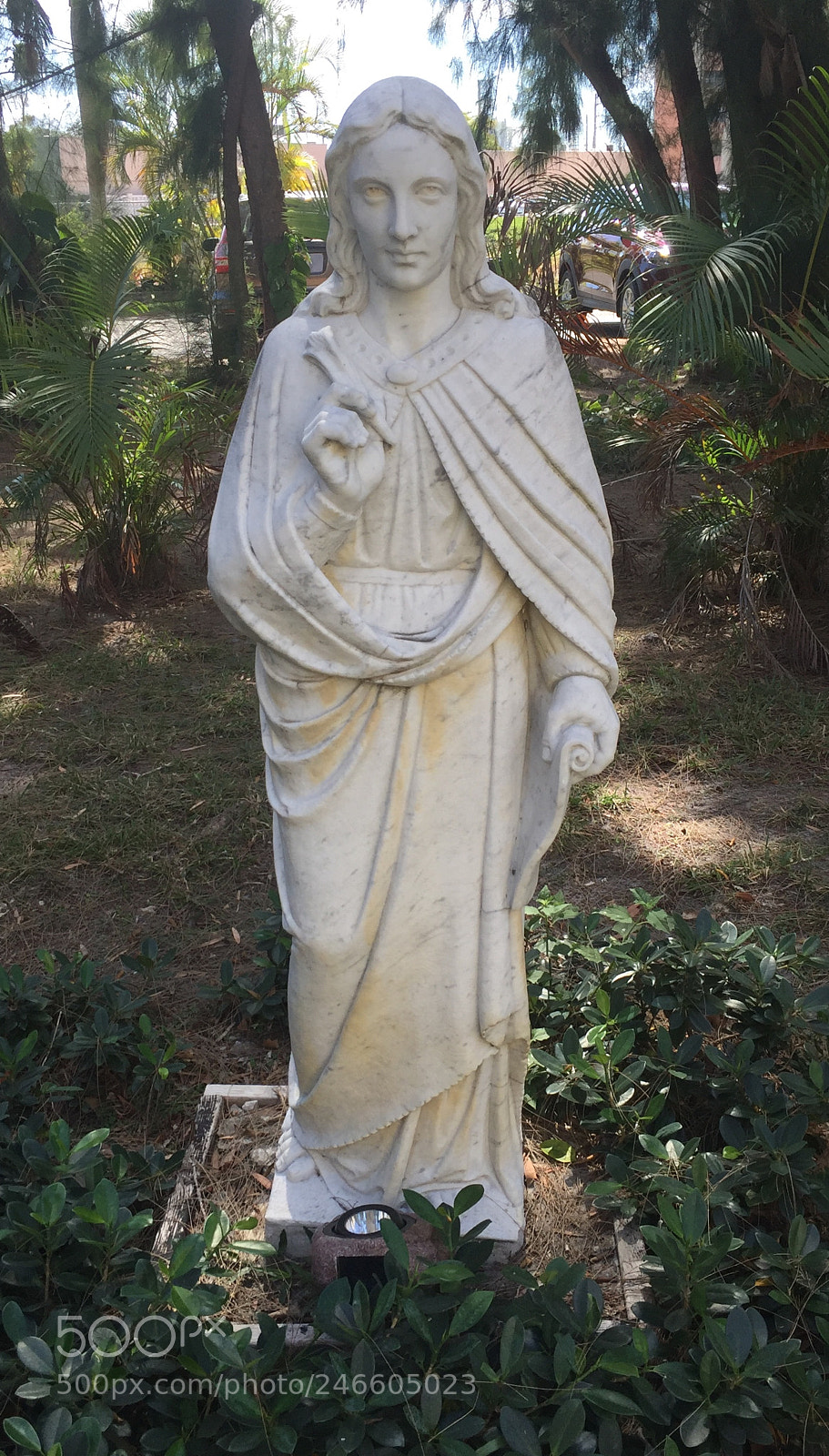 Apple iPhone 6 sample photo. Unknown saint statue photography