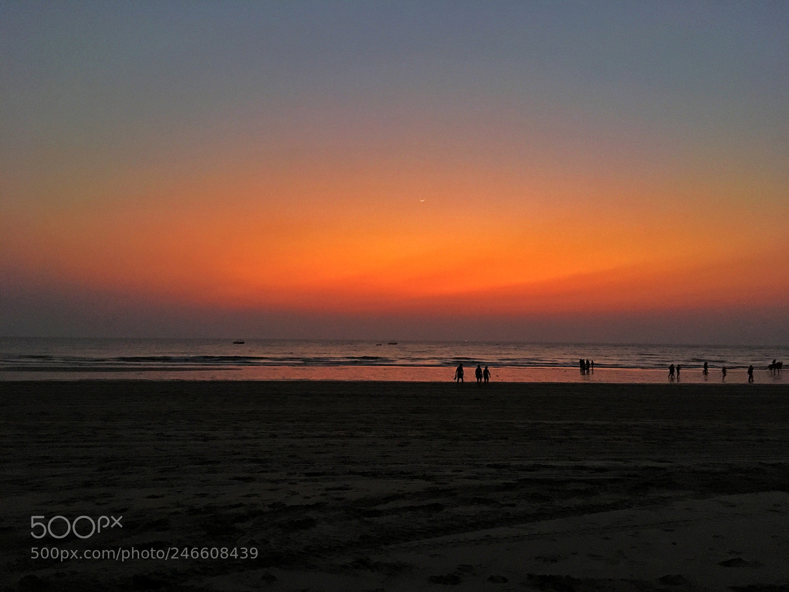 Apple iPhone SE sample photo. Sunset at the beach photography