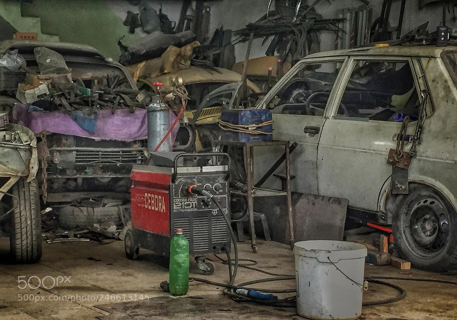Apple iPhone 6 sample photo. The repairshop photography