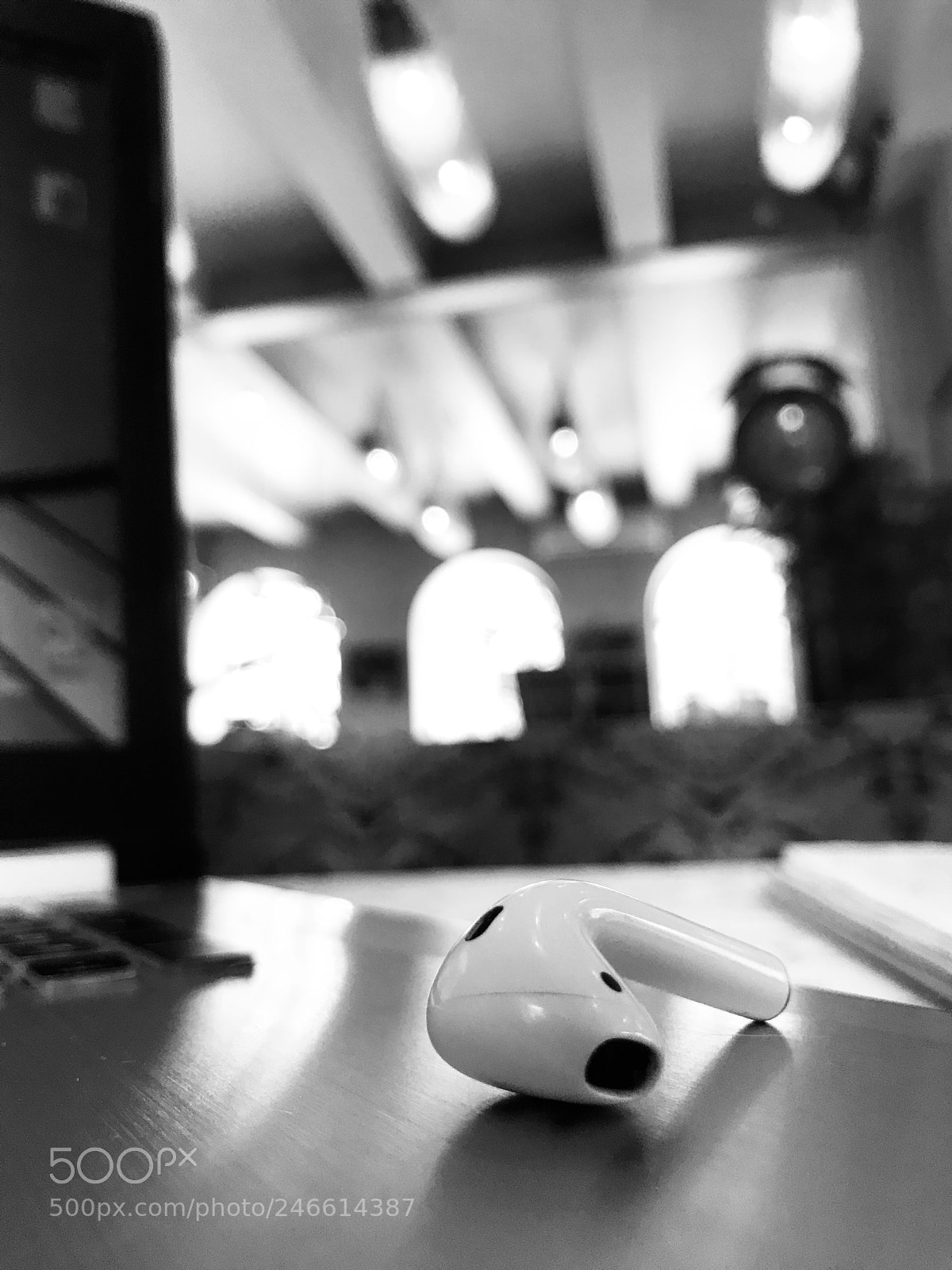 Apple iPhone 7 sample photo. Приключение airpods в Санкт-Петербурге. photography