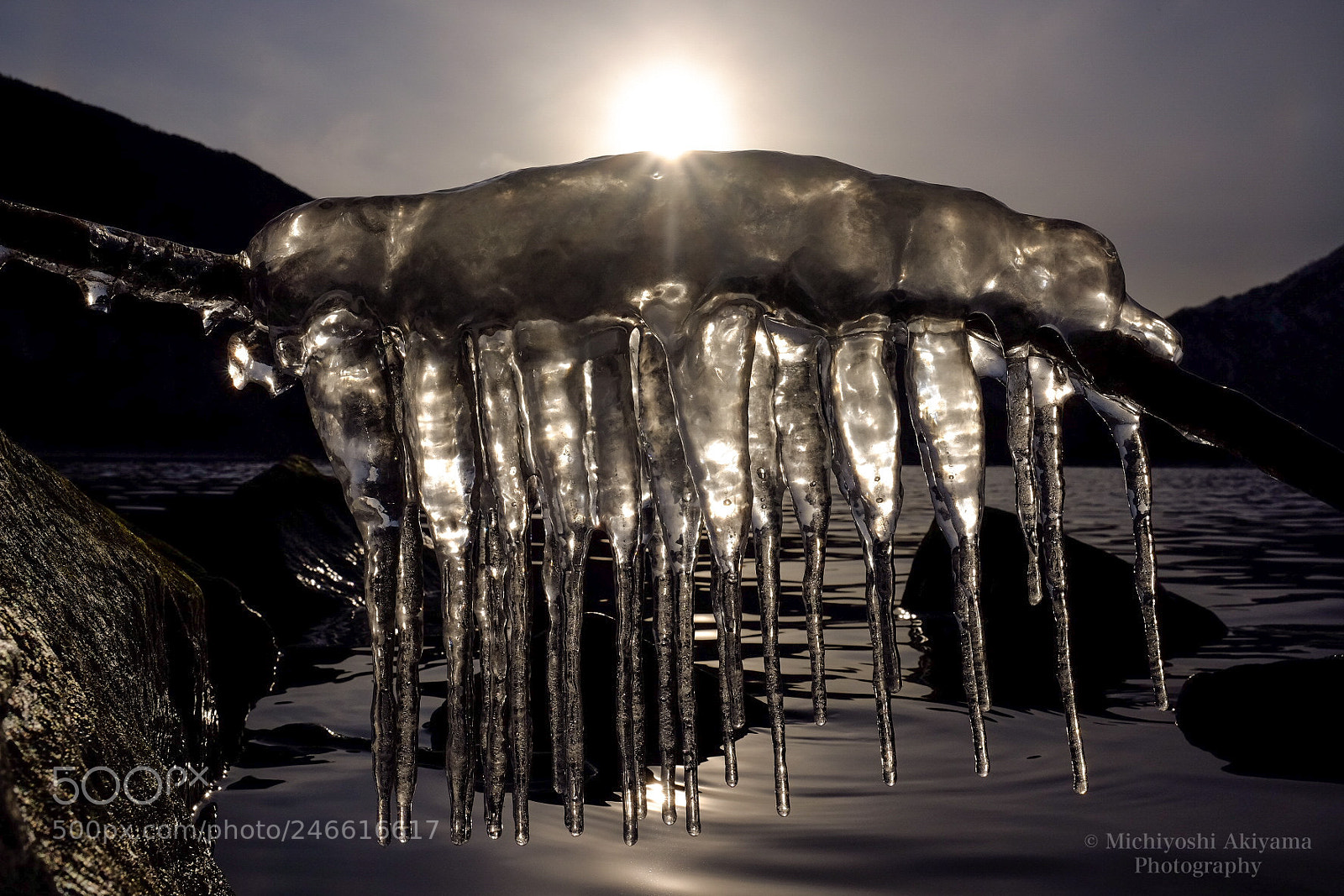 Fujifilm X-T1 sample photo. Splash ice on the photography