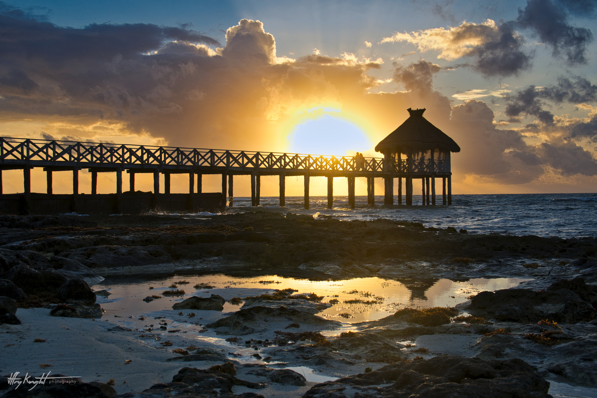 Sony E 18-55mm F3.5-5.6 OSS sample photo. Grand mayan sunrise photography