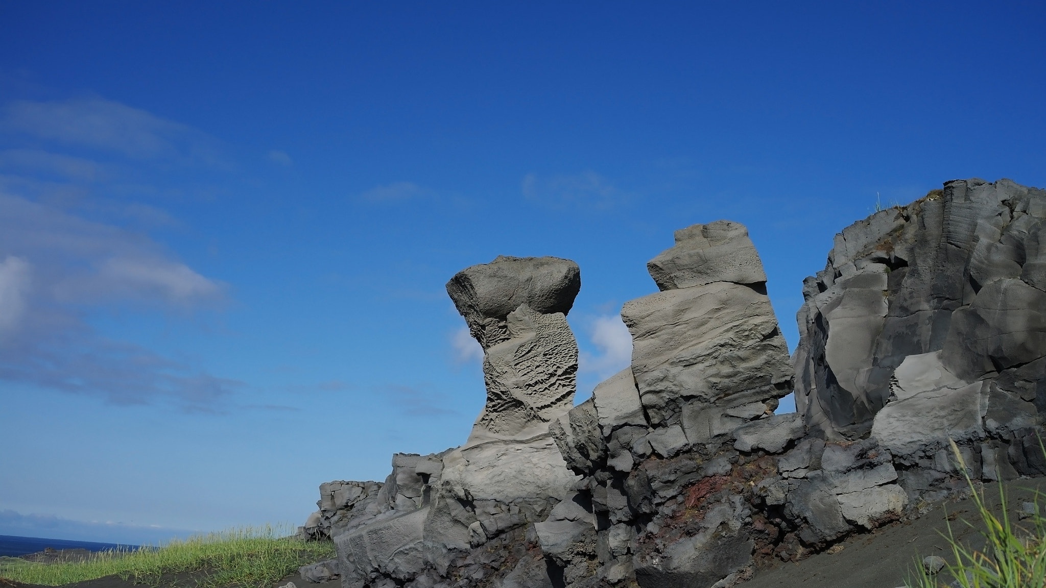 Samsung NX11 sample photo. Rock landscape, reykjanes photography