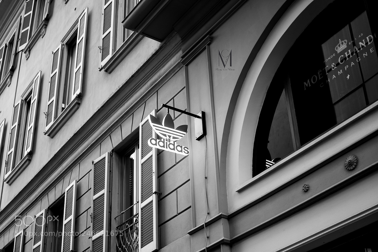 Nikon D7200 sample photo. Adidas store photography
