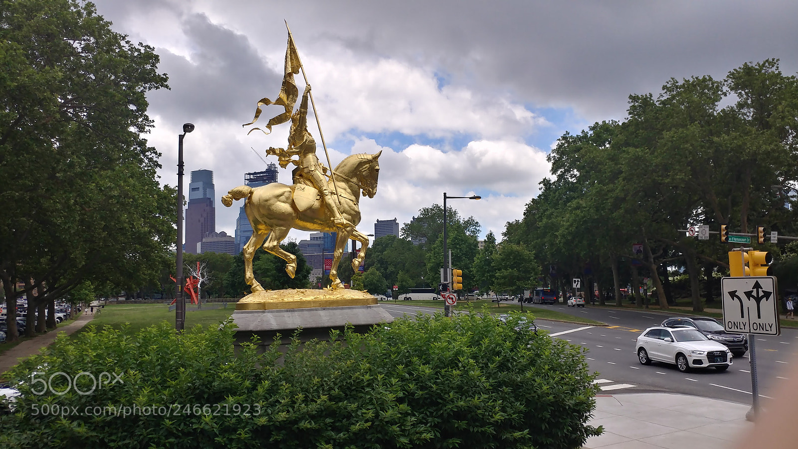 LG V20 sample photo. Joan of ark statue photography