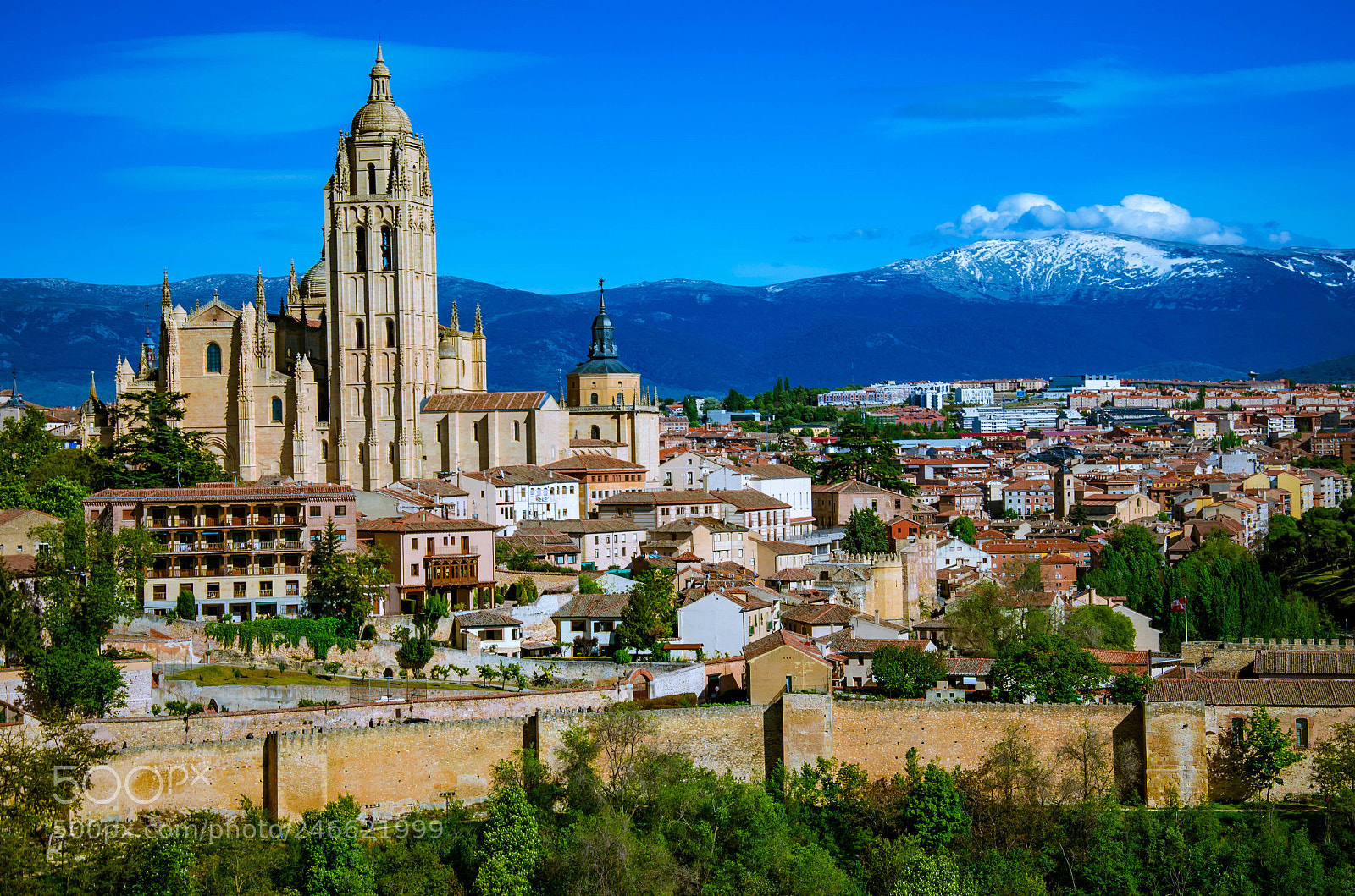Nikon D5100 sample photo. Segovia cathedral photography