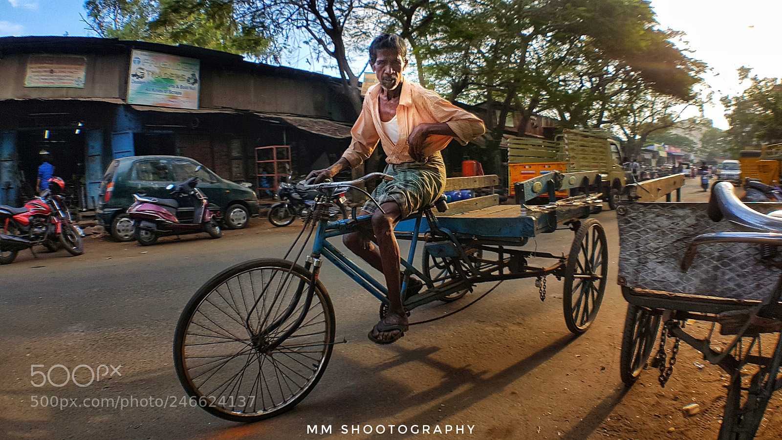 Samsung Galaxy S8+ sample photo. Rickshaw dude photography