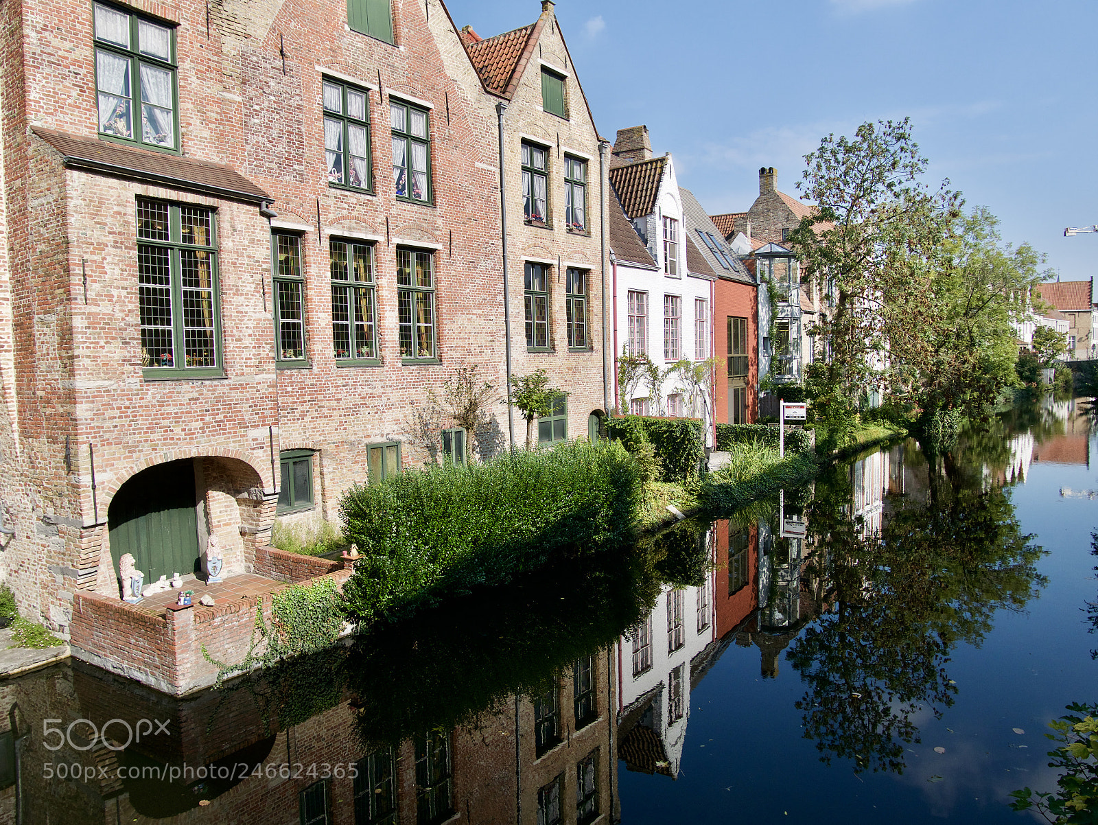 Panasonic Lumix DMC-GF7 sample photo. Brugge on a bridge photography