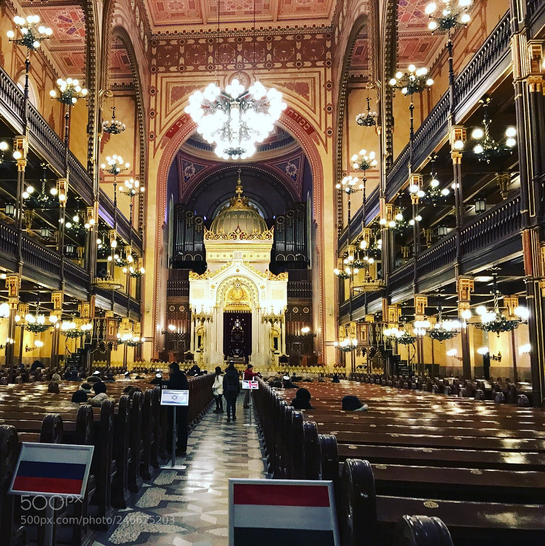 Apple iPhone 7 sample photo. Budapest photography