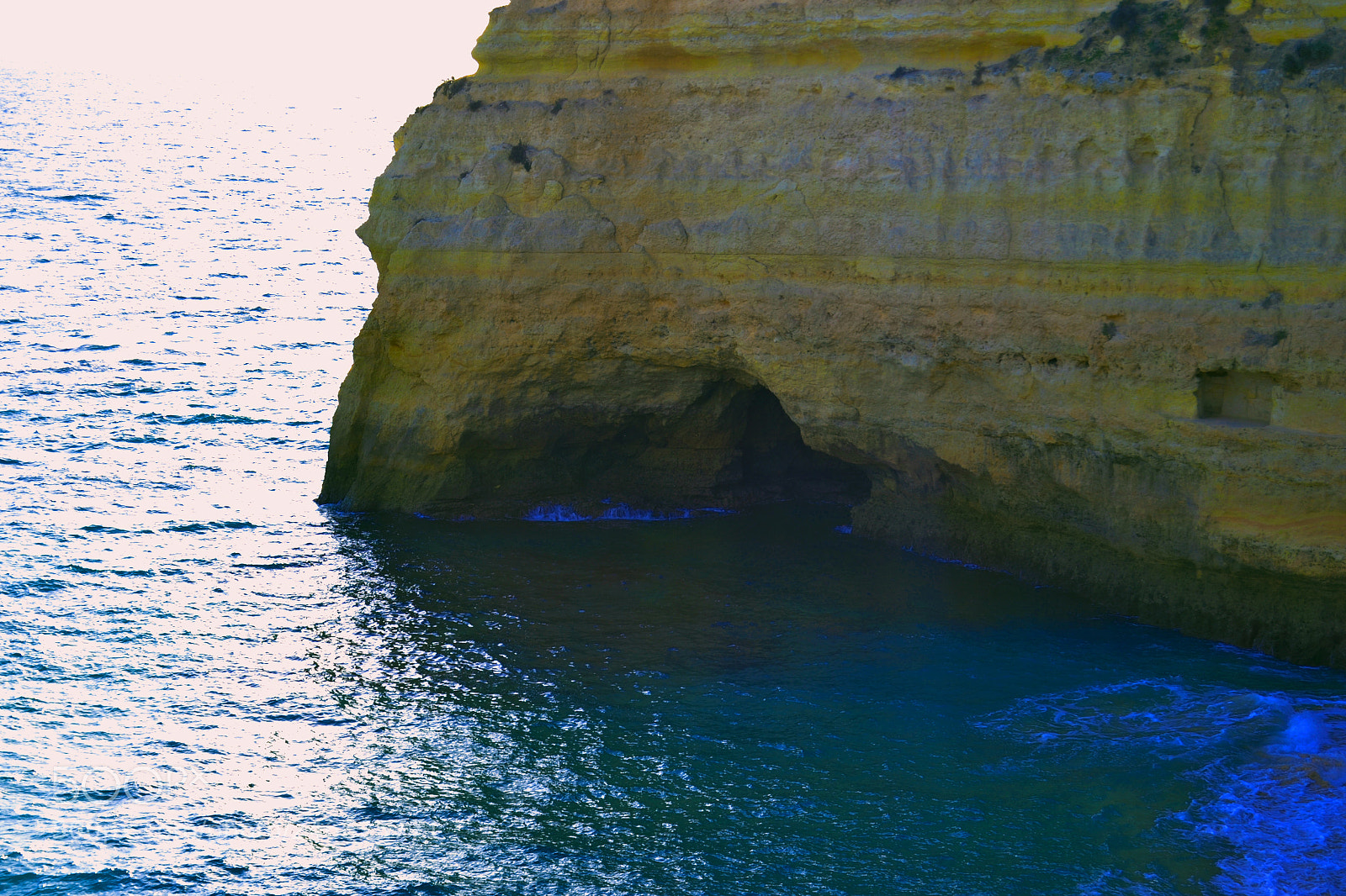 Nikon D3100 sample photo. Cueva en acantilado. benagil photography