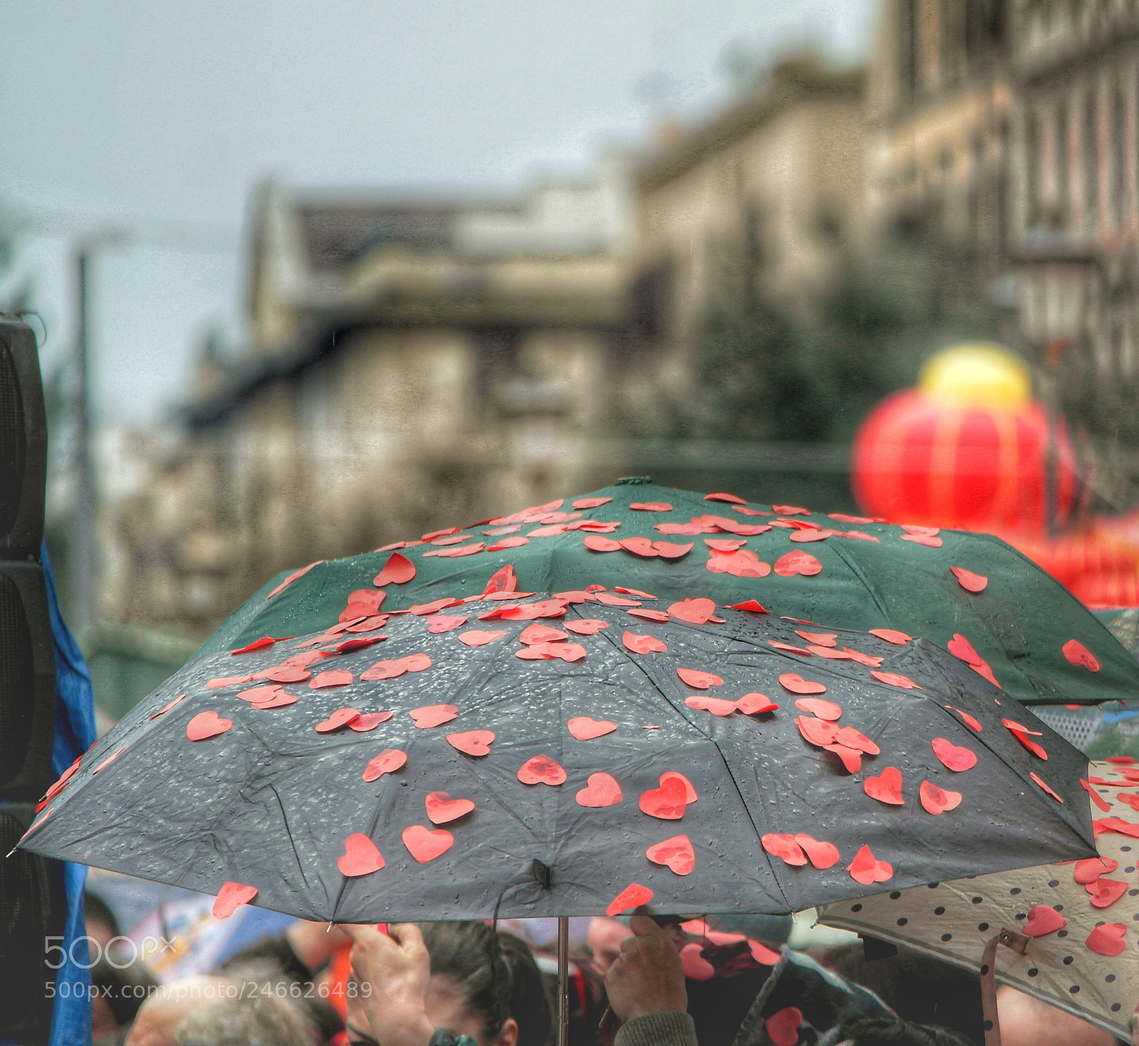 Samsung NX1000 sample photo. Chinese love photography