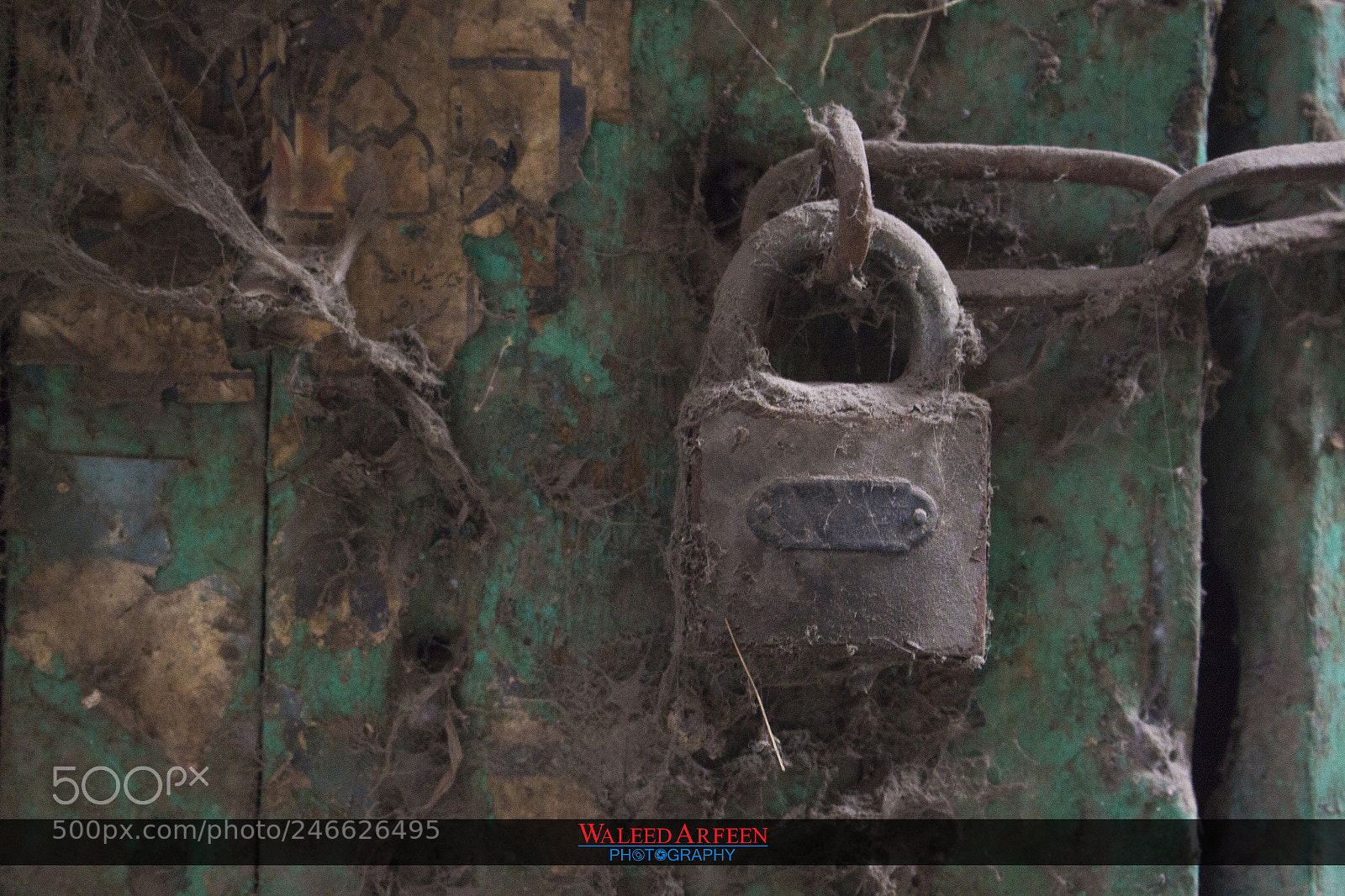 Canon EOS 700D (EOS Rebel T5i / EOS Kiss X7i) sample photo. Old lock photography