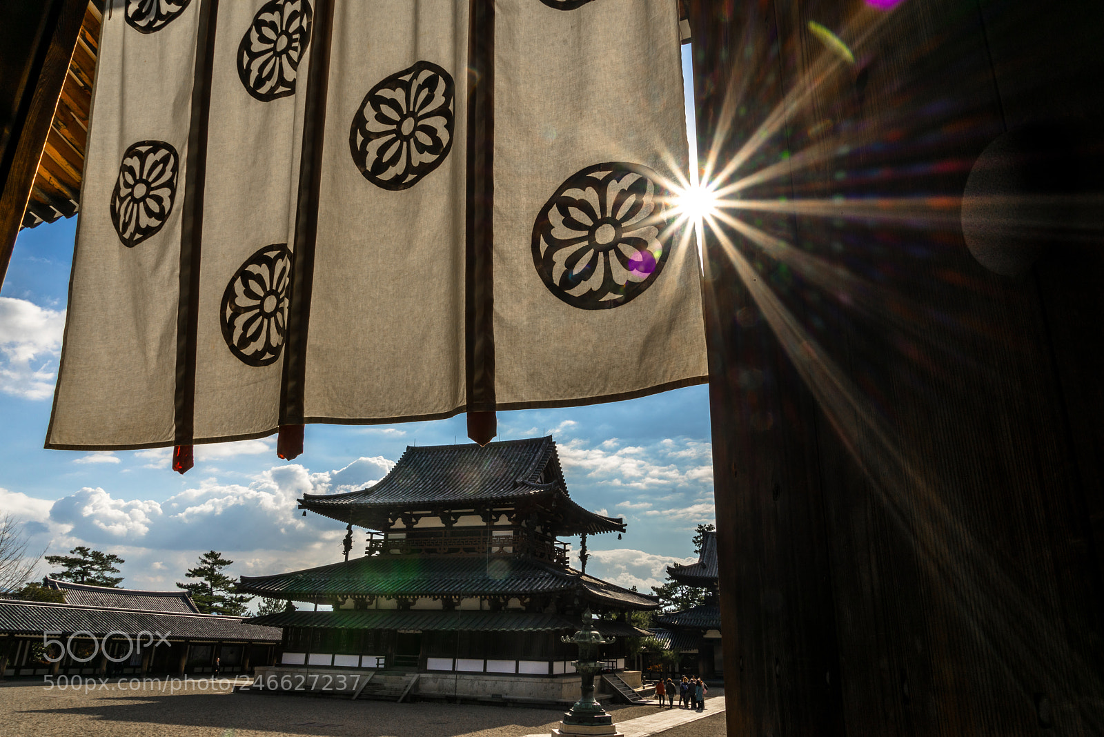Sony a7R sample photo. Horyu-ji sunburst photography
