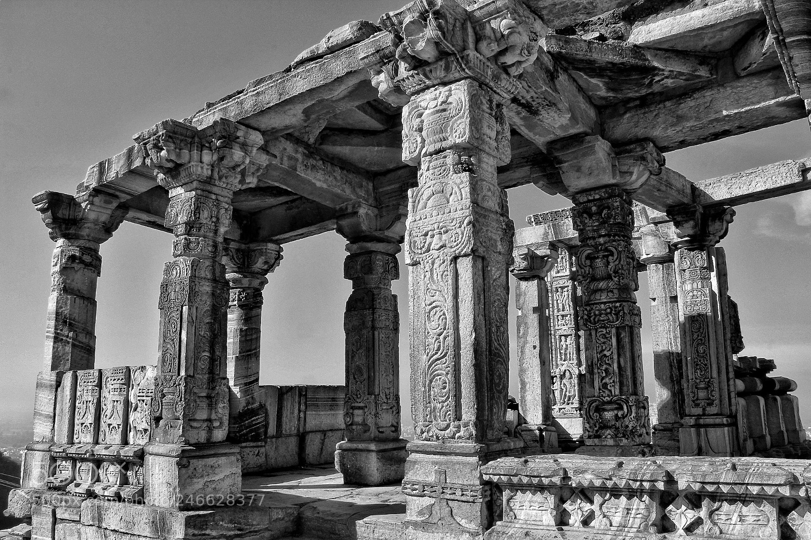 Canon EOS 600D (Rebel EOS T3i / EOS Kiss X5) sample photo. Inside fort chittorgarh photography