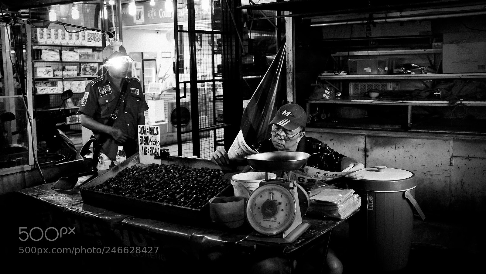 Fujifilm X100T sample photo. Relaxed photography