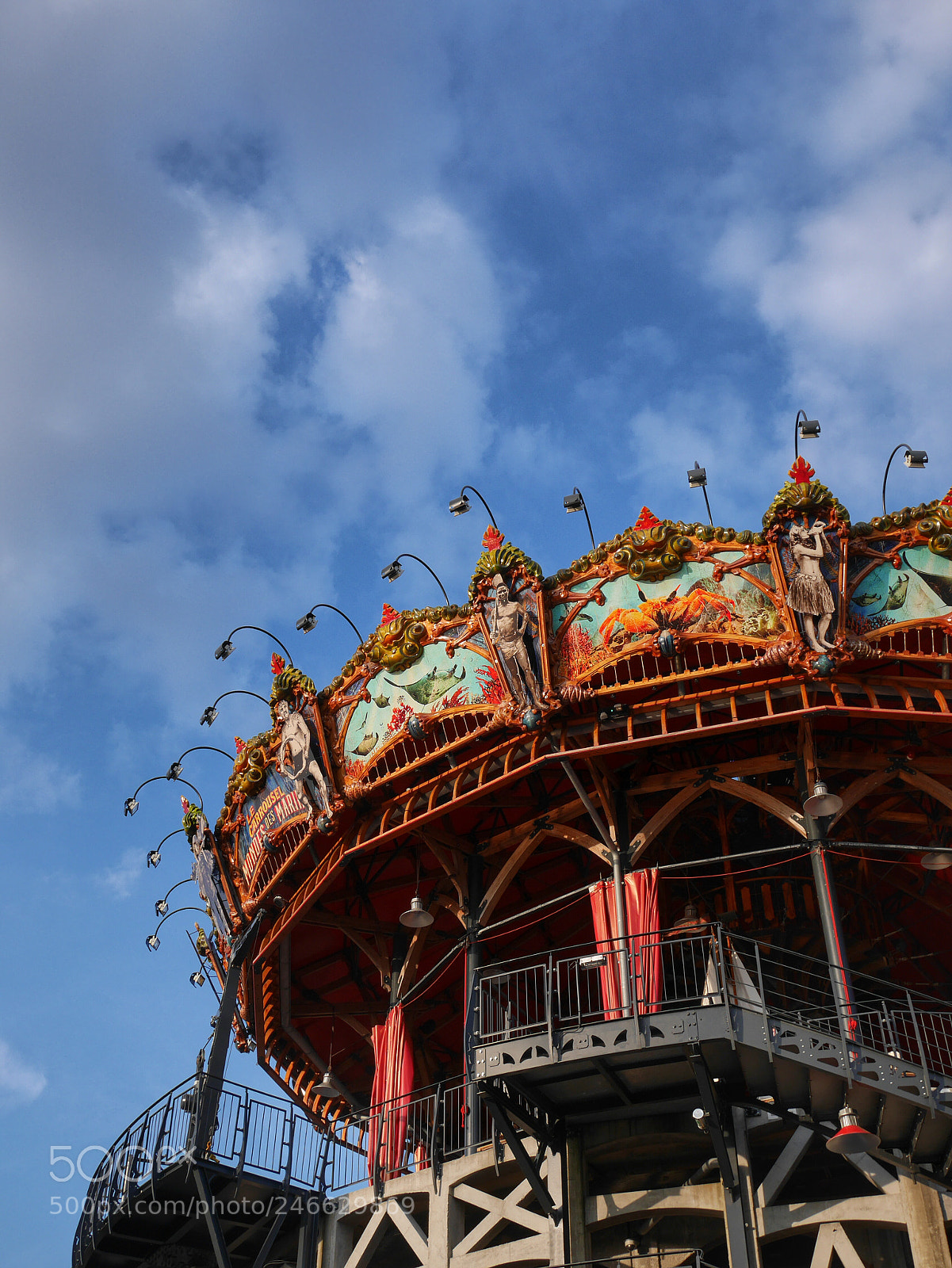 Panasonic Lumix DMC-GM1 sample photo. Carrousel des monstres marins photography