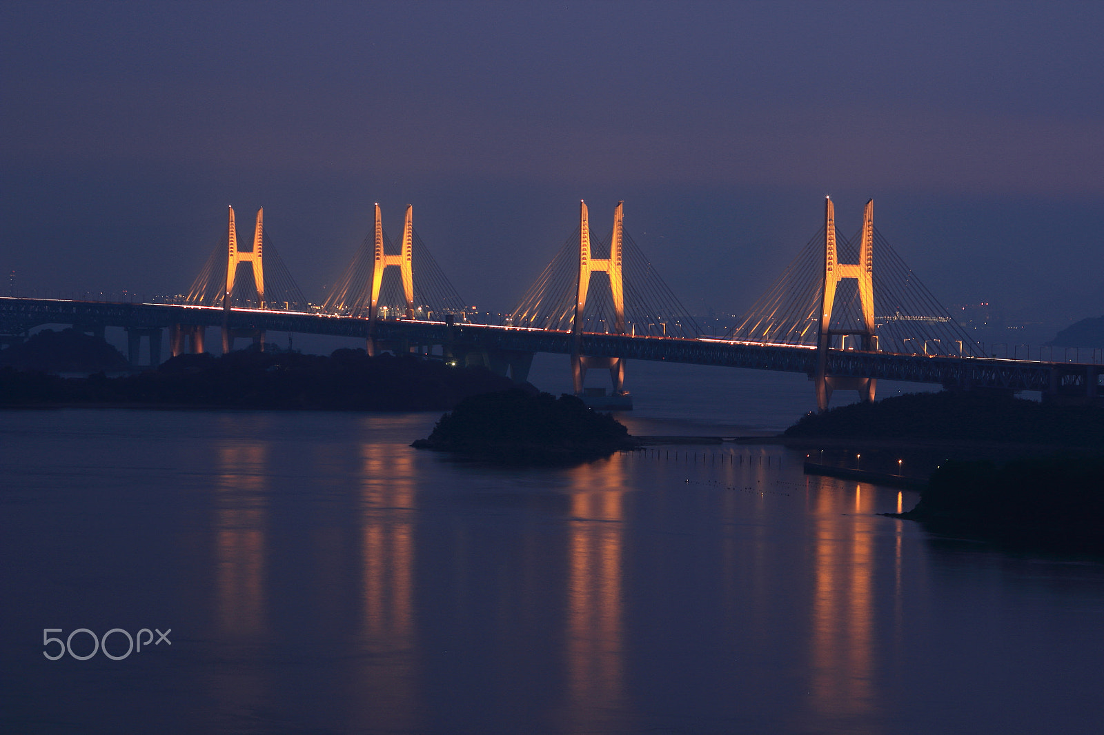 Canon EOS 600D (Rebel EOS T3i / EOS Kiss X5) + Sigma 70-300mm F4-5.6 APO DG Macro sample photo. The great seto bridge photography