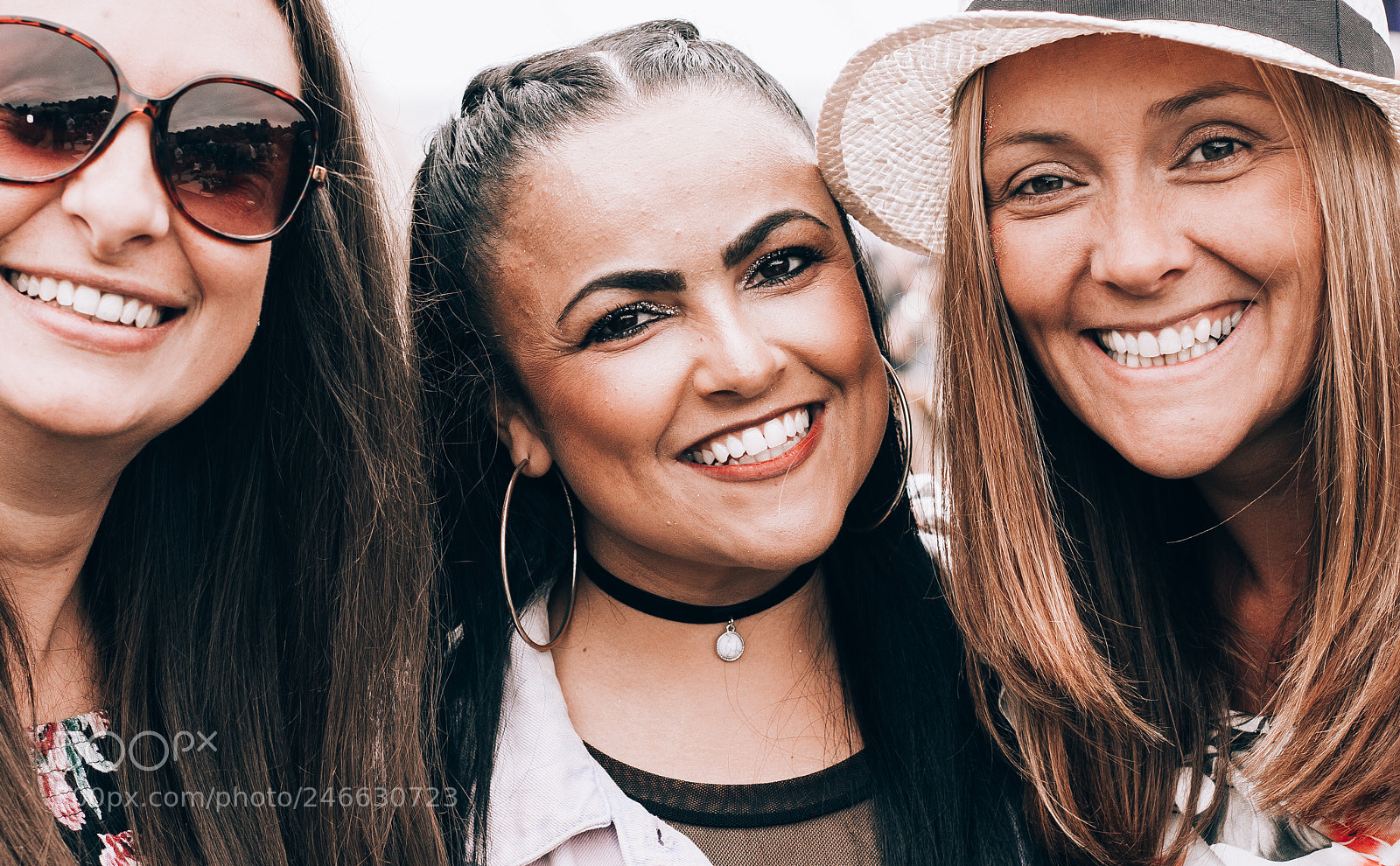Nikon D610 sample photo. Faces photography