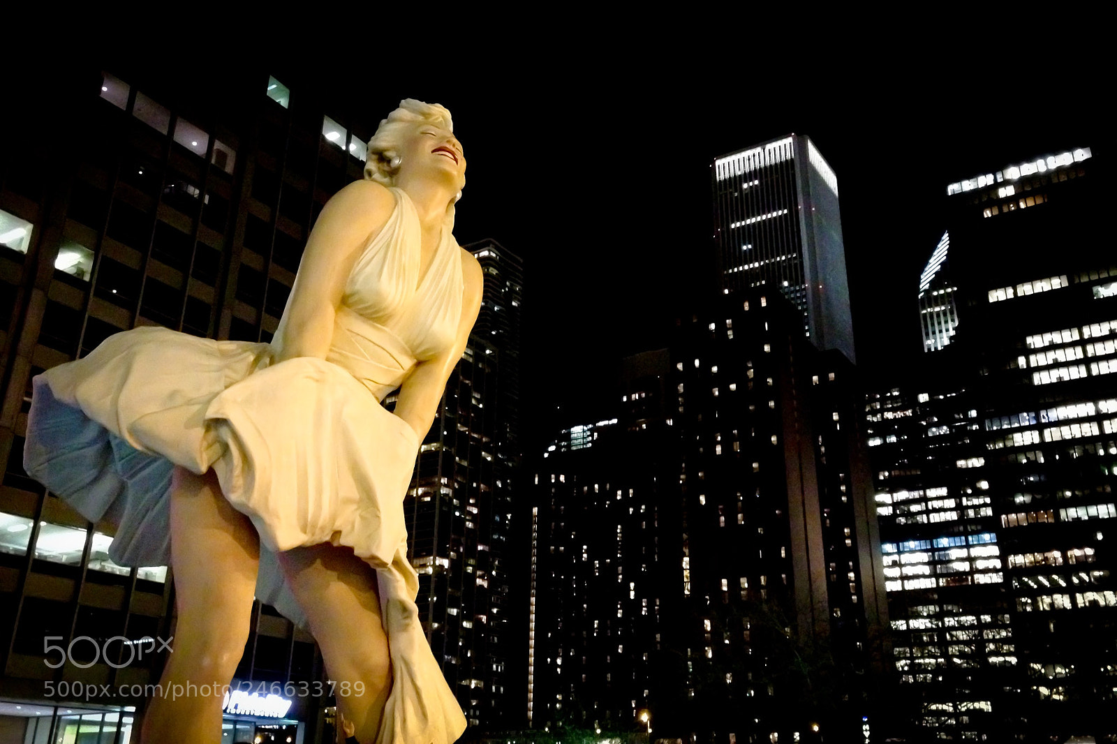 Apple iPhone 4S sample photo. Marylin in chicago photography
