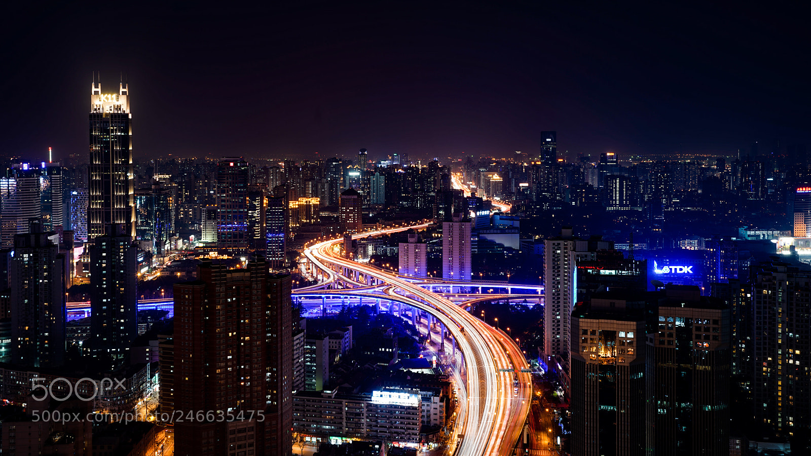 Sony a7 II sample photo. Night of shanghai 上海夜景 photography