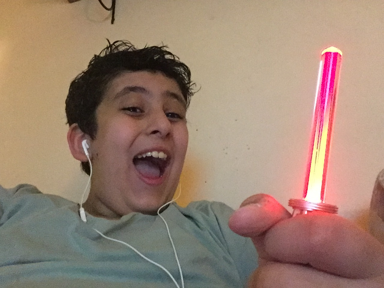 Apple iPad mini 4 sample photo