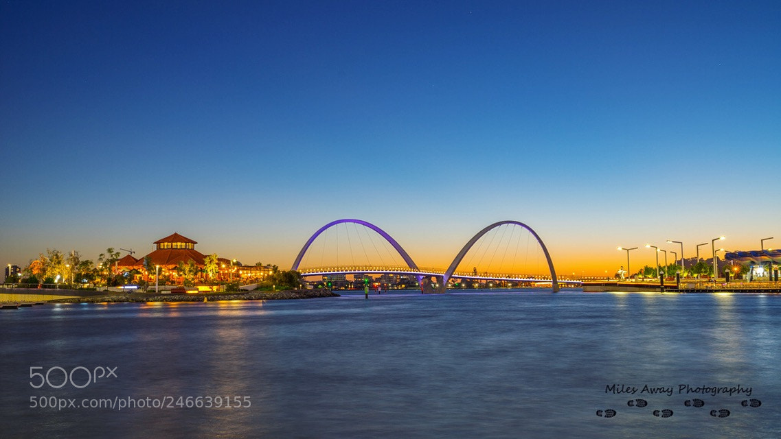 Sony a7R sample photo. Elizabeth quay sunset photography