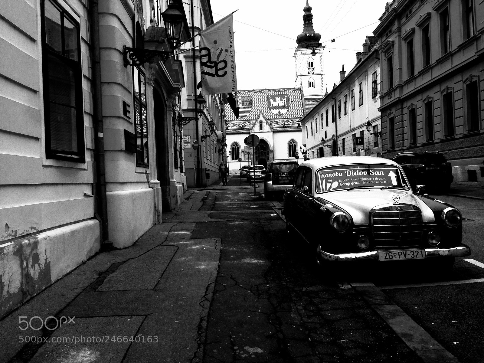 Apple iPhone 5 sample photo. Street photography