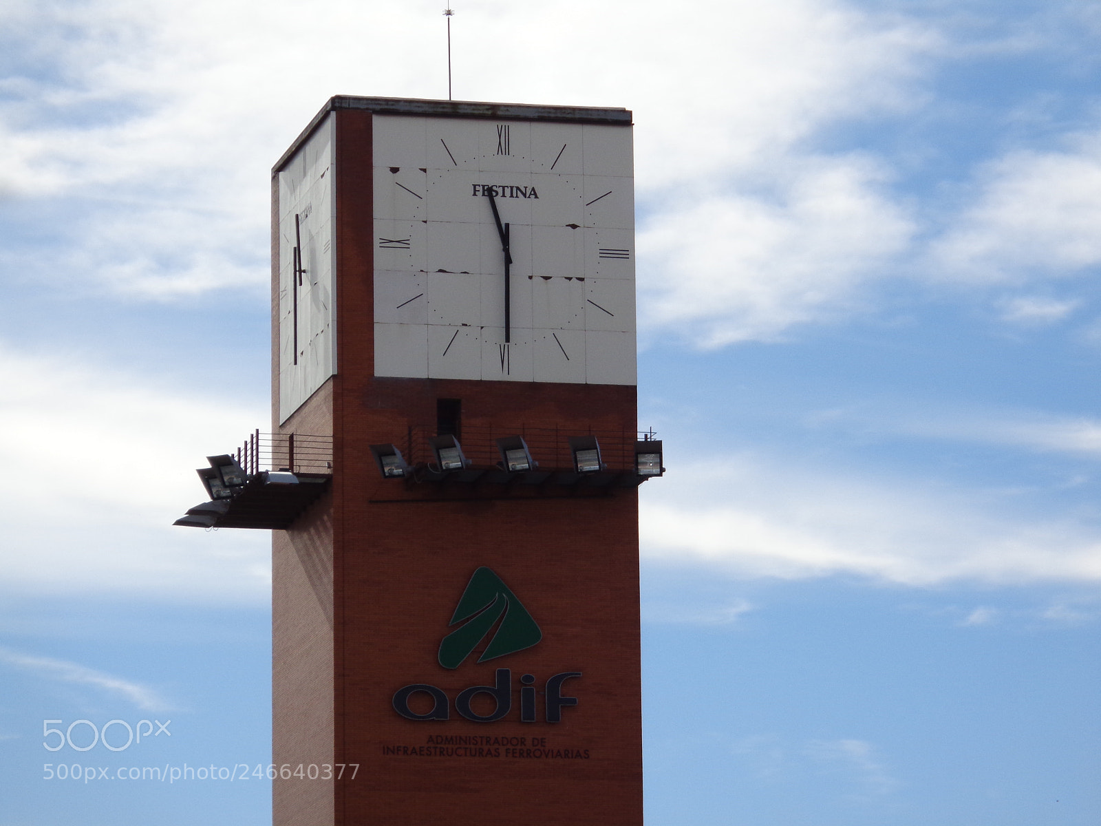 Sony Cyber-shot DSC-W830 sample photo. Reloj de estacion atocha photography