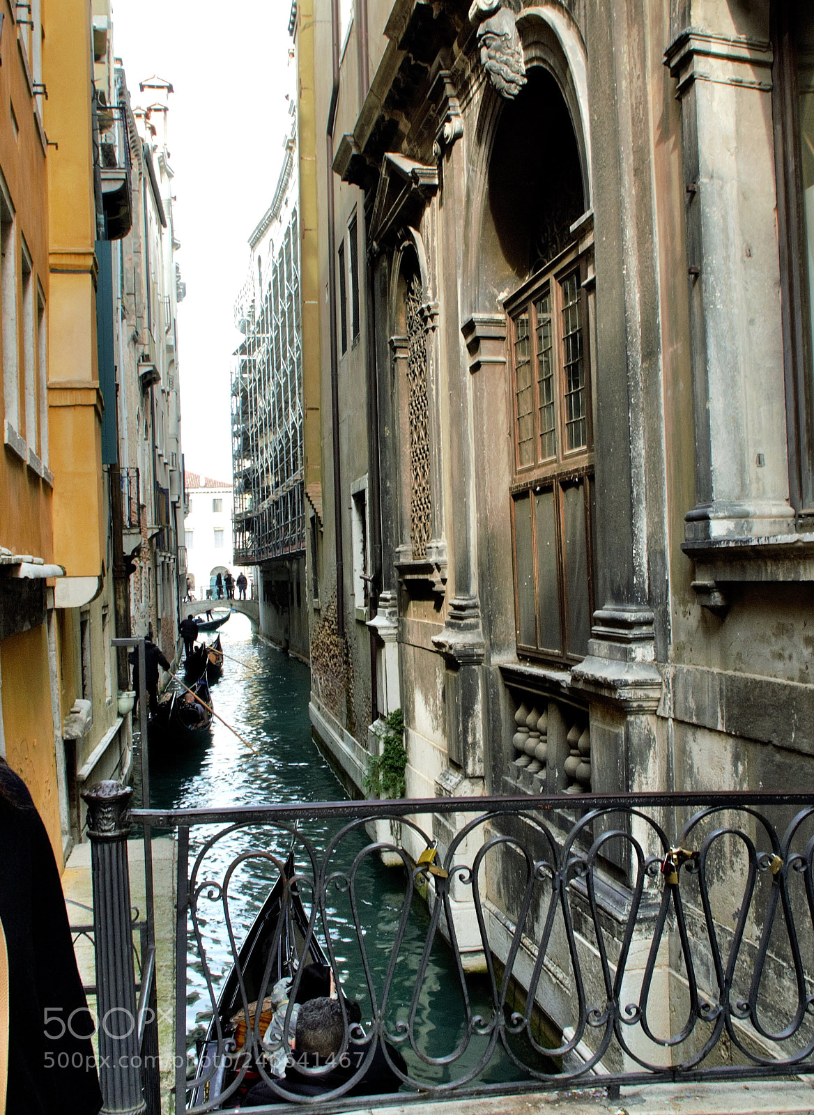 Pentax K-500 sample photo. The canals, venice photography