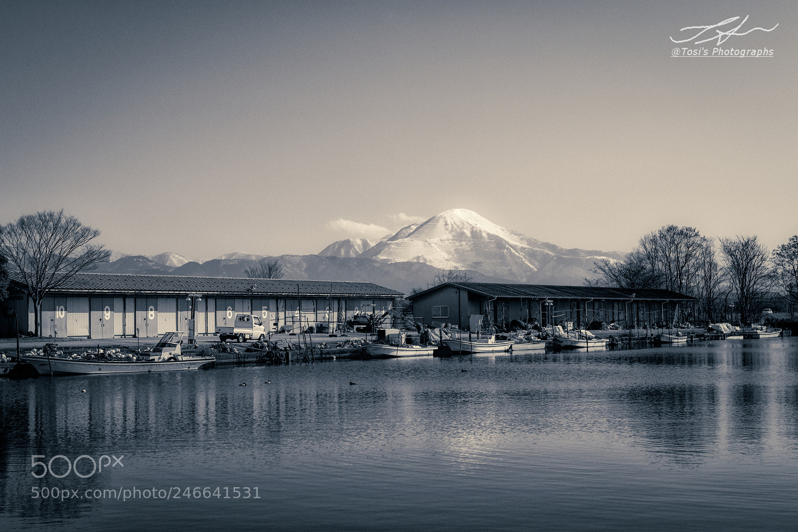 Nikon D810 sample photo. Winter fishing port photography