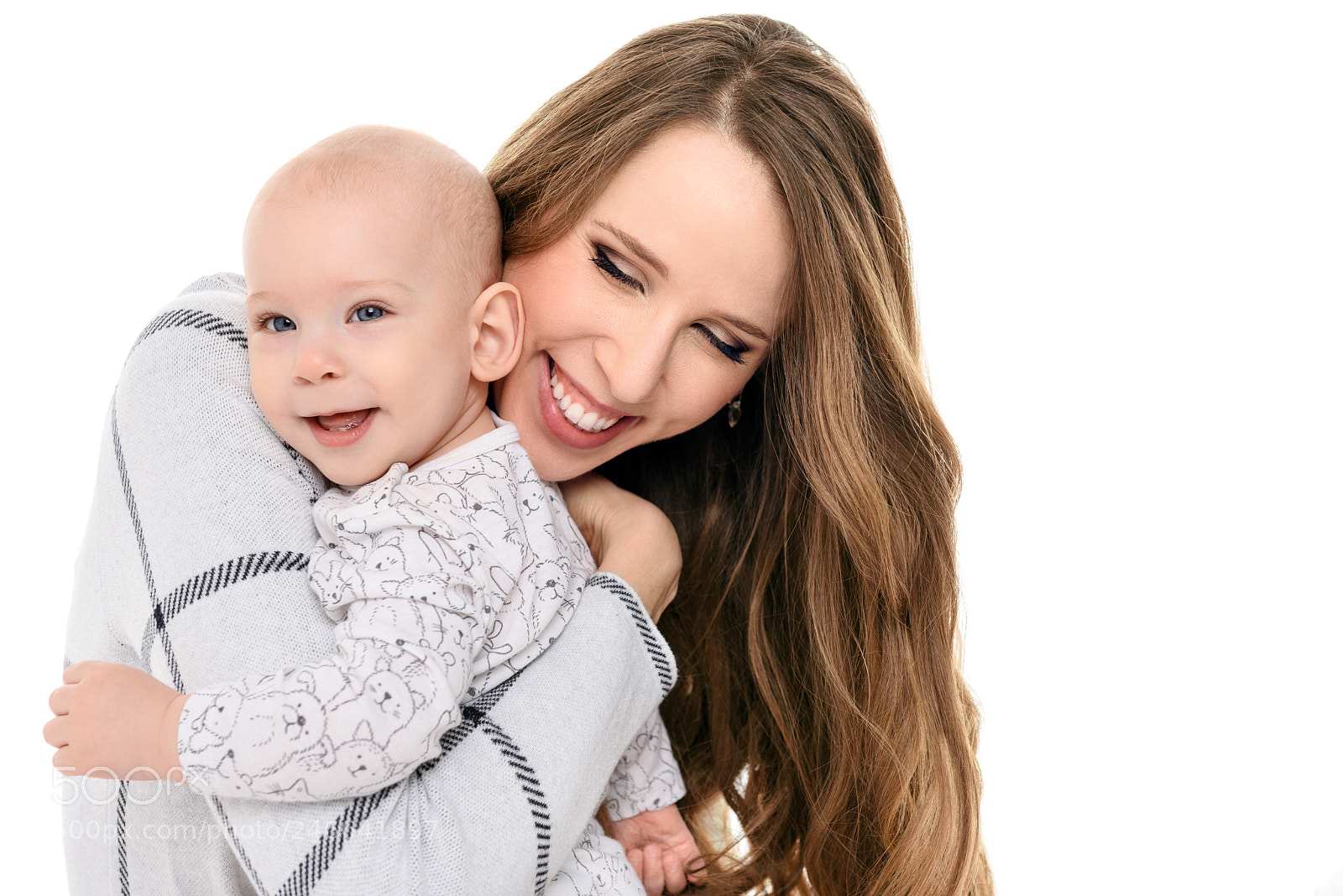 Nikon D810 sample photo. Happy mother hugging her photography