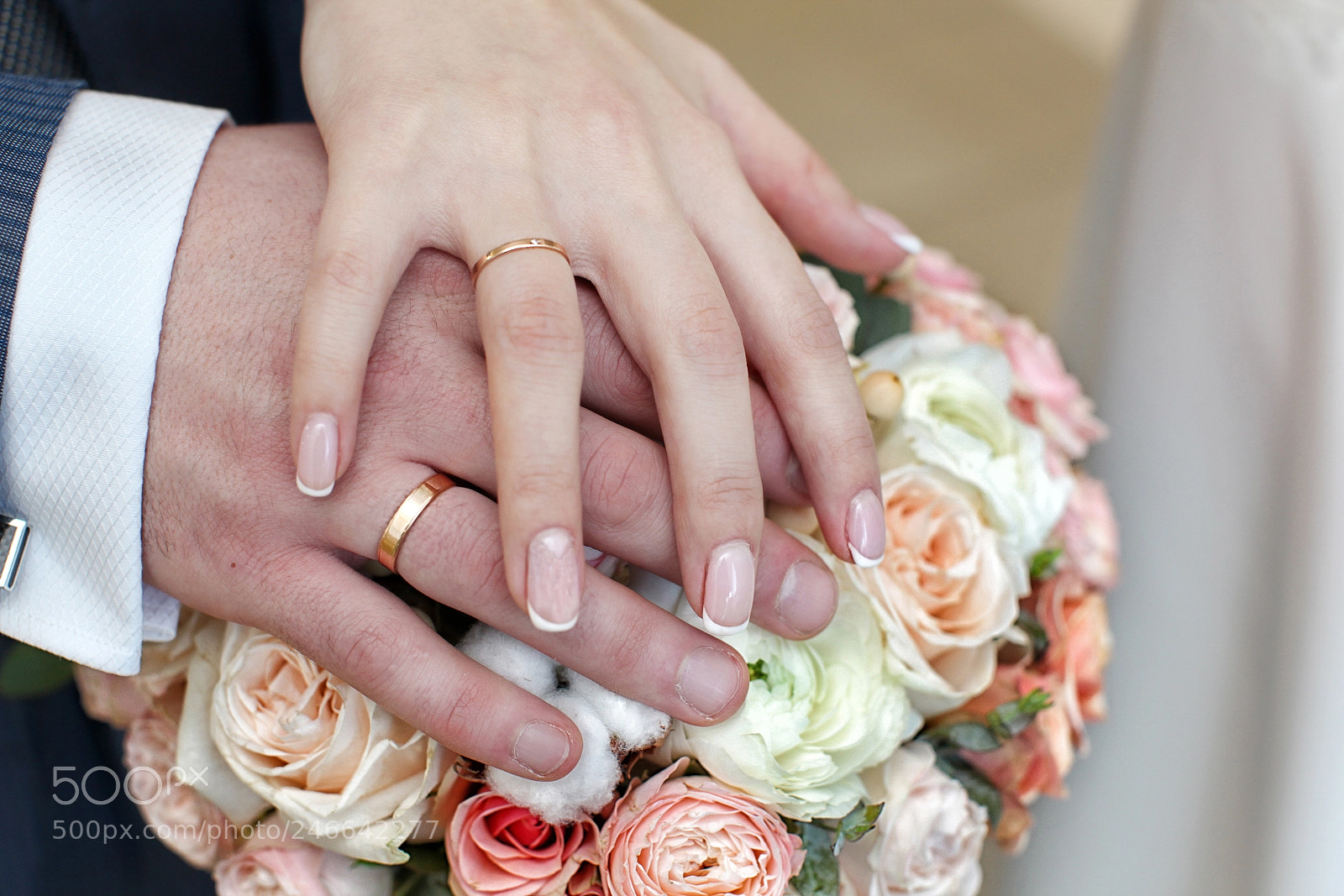 Canon EOS 5D Mark II sample photo. Hands of the bride photography