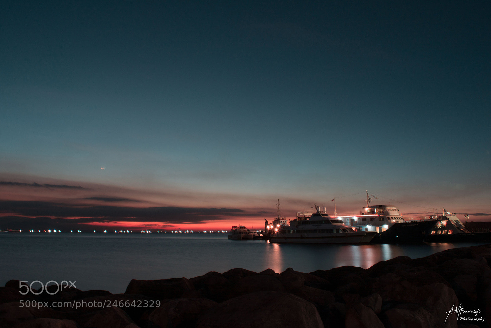 Nikon D5200 sample photo. Night at the shore photography