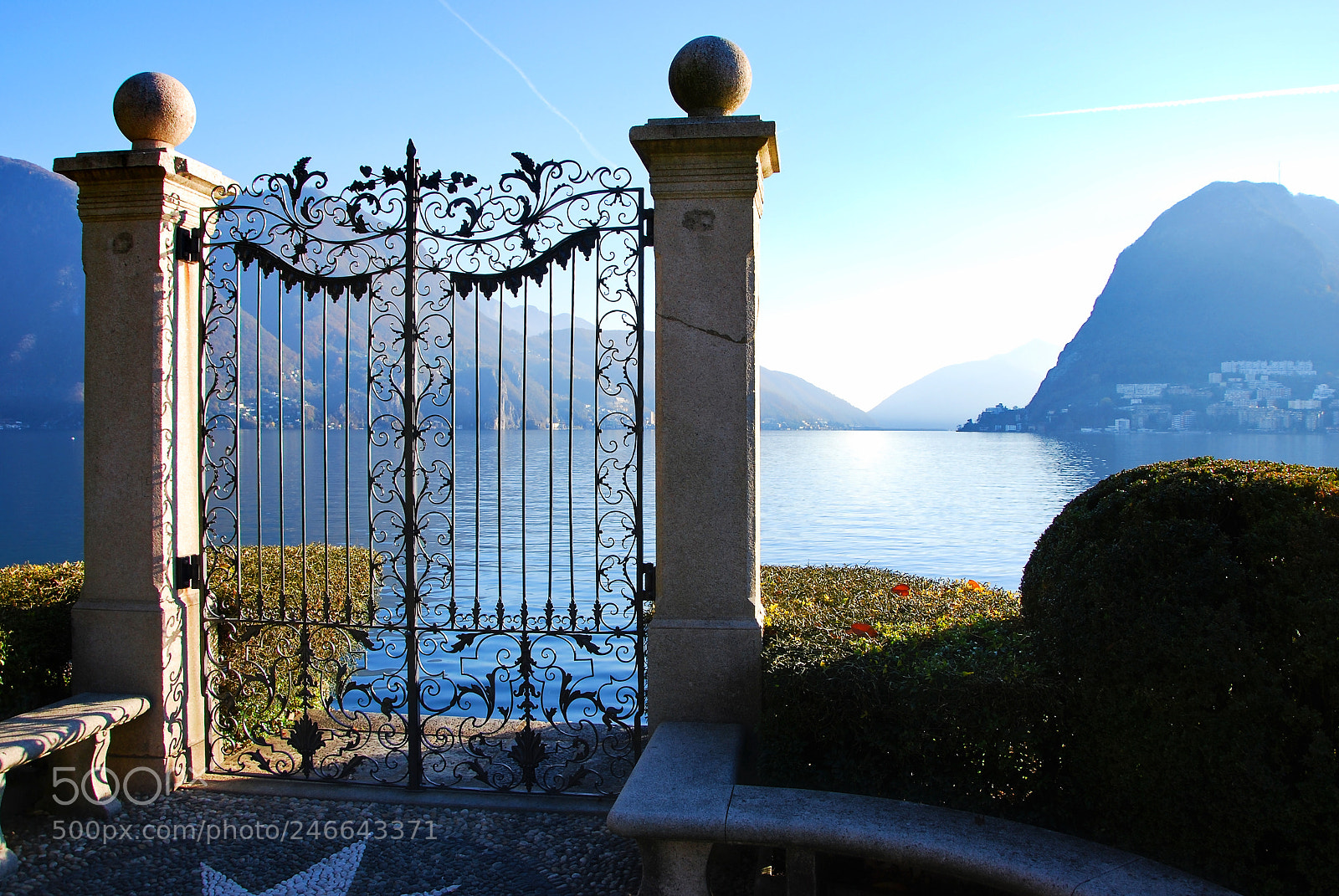 Nikon D60 sample photo. Gate to the lake photography