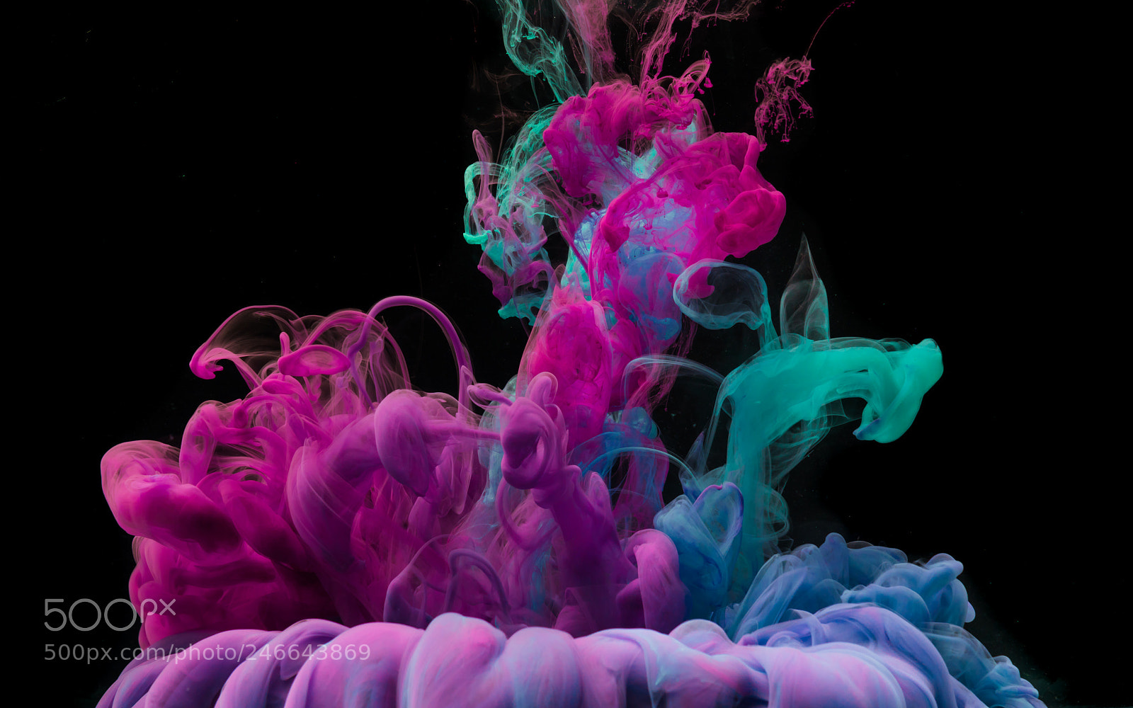 Sony a7R III sample photo. Colourful ink cloud photography