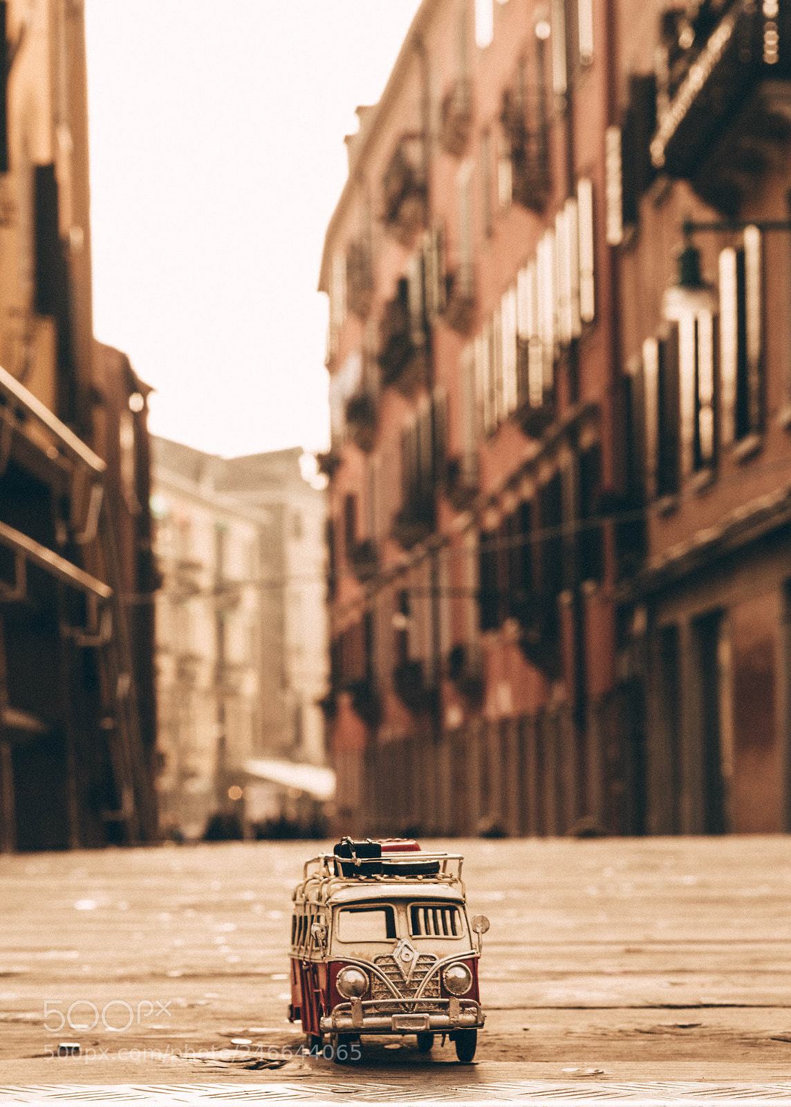 Canon EOS 700D (EOS Rebel T5i / EOS Kiss X7i) sample photo. Venice streets photography