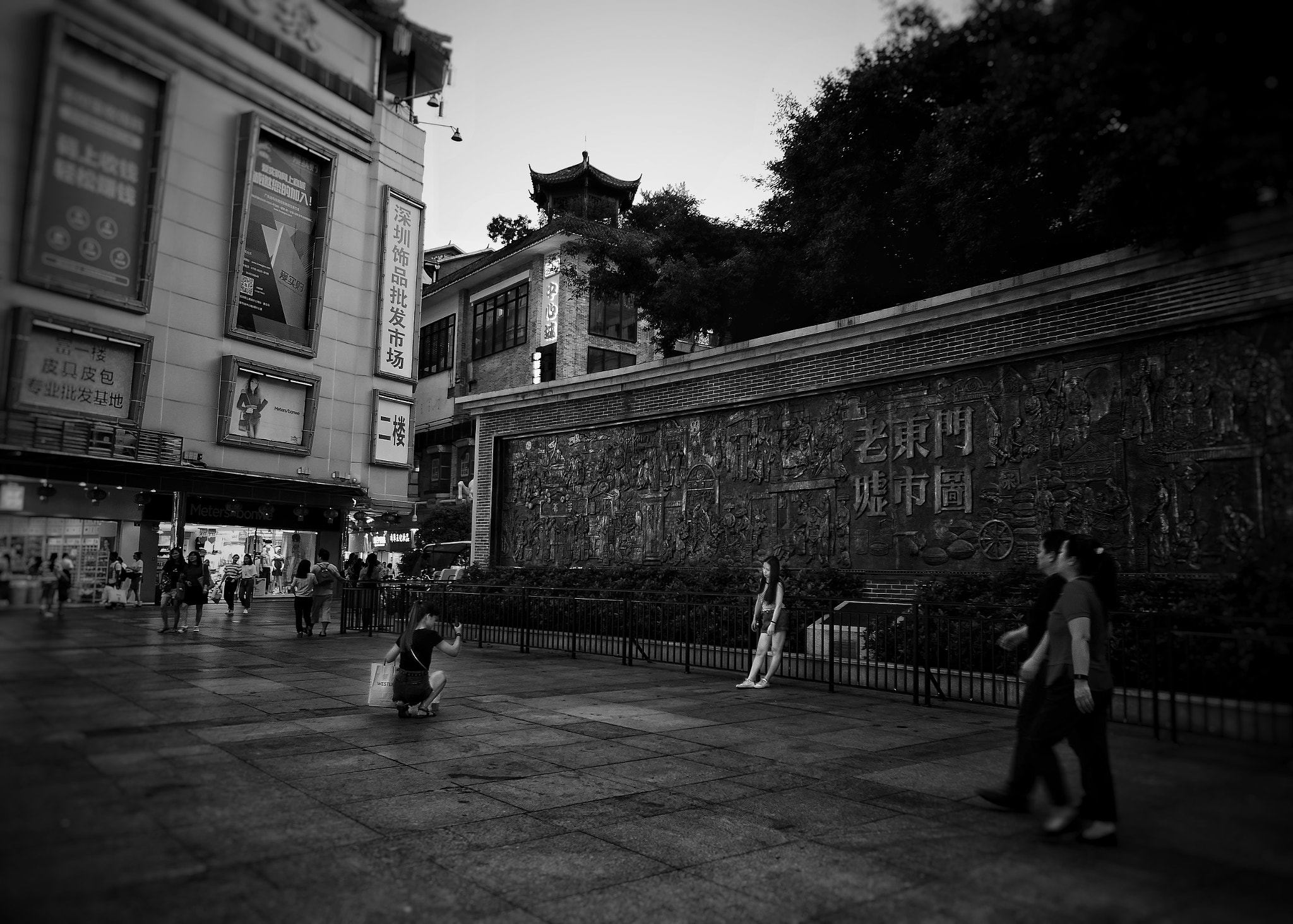 Panasonic Lumix DMC-LX10 (Lumix DMC-LX15) sample photo. Street photography