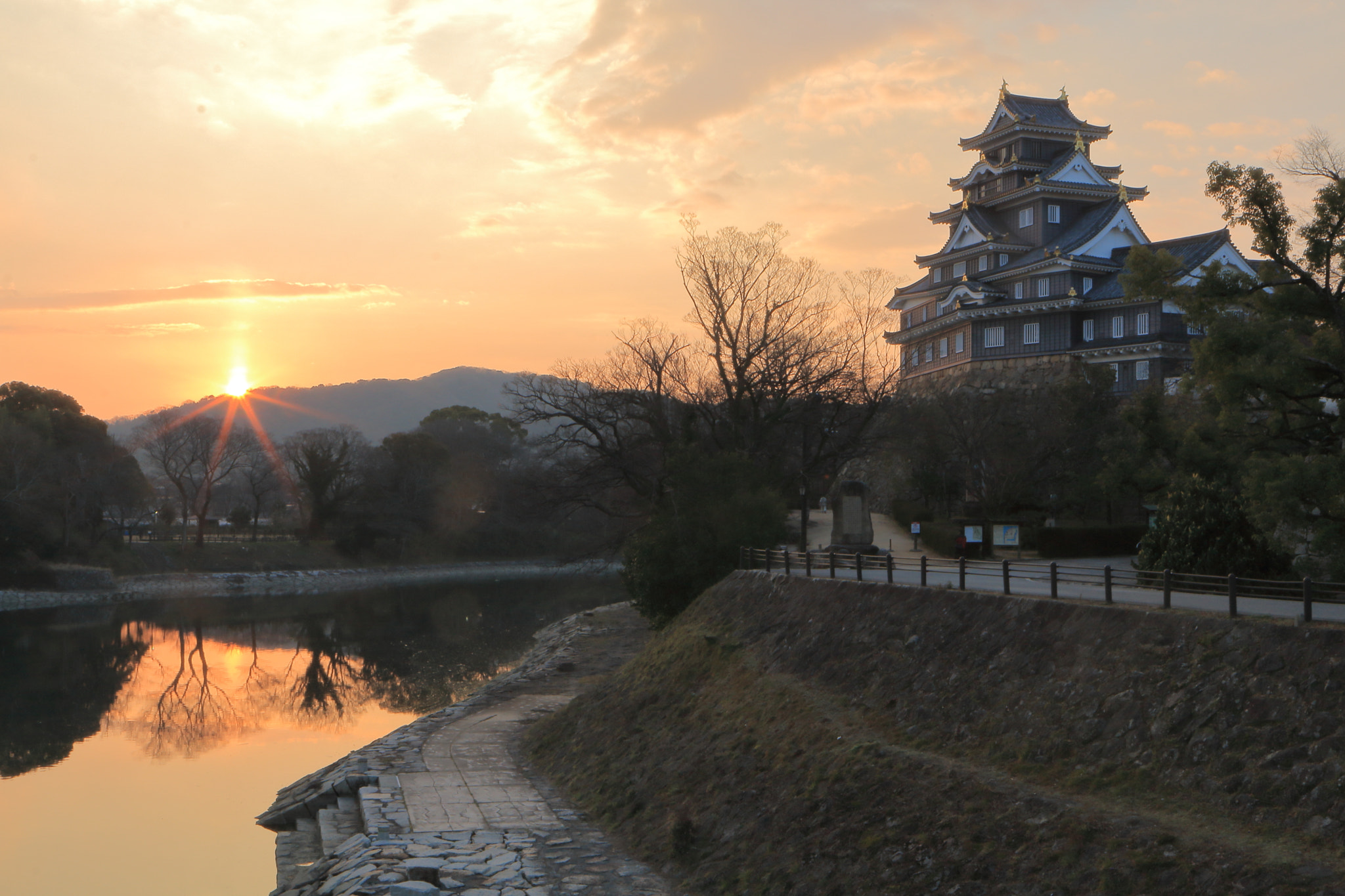 Canon EOS 70D + Canon EF 24-70mm F2.8L USM sample photo. The castle at dawn photography