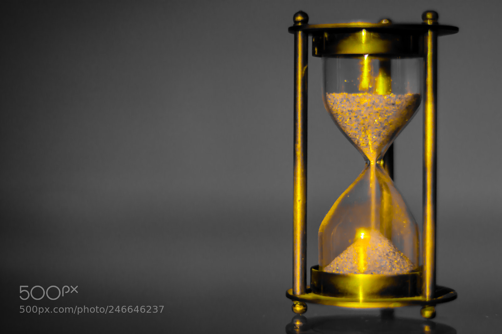 Nikon D5200 sample photo. Golden hourglass photography