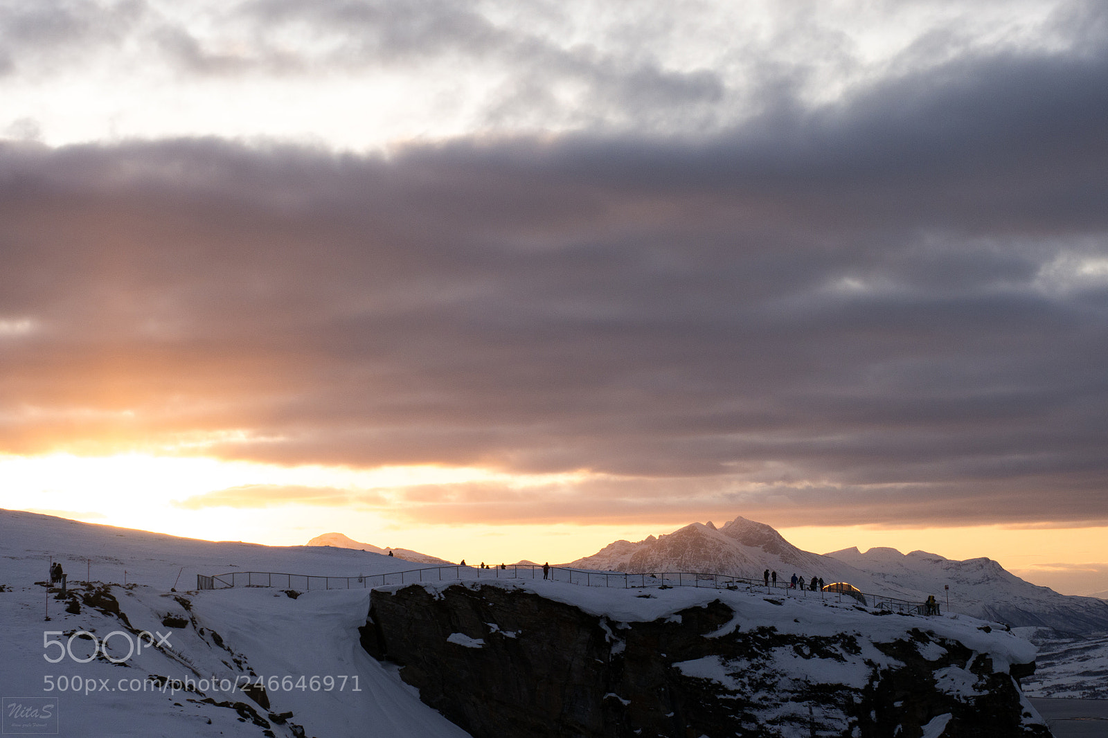 Olympus OM-D E-M1 Mark II sample photo. Snowy landscape in orange photography