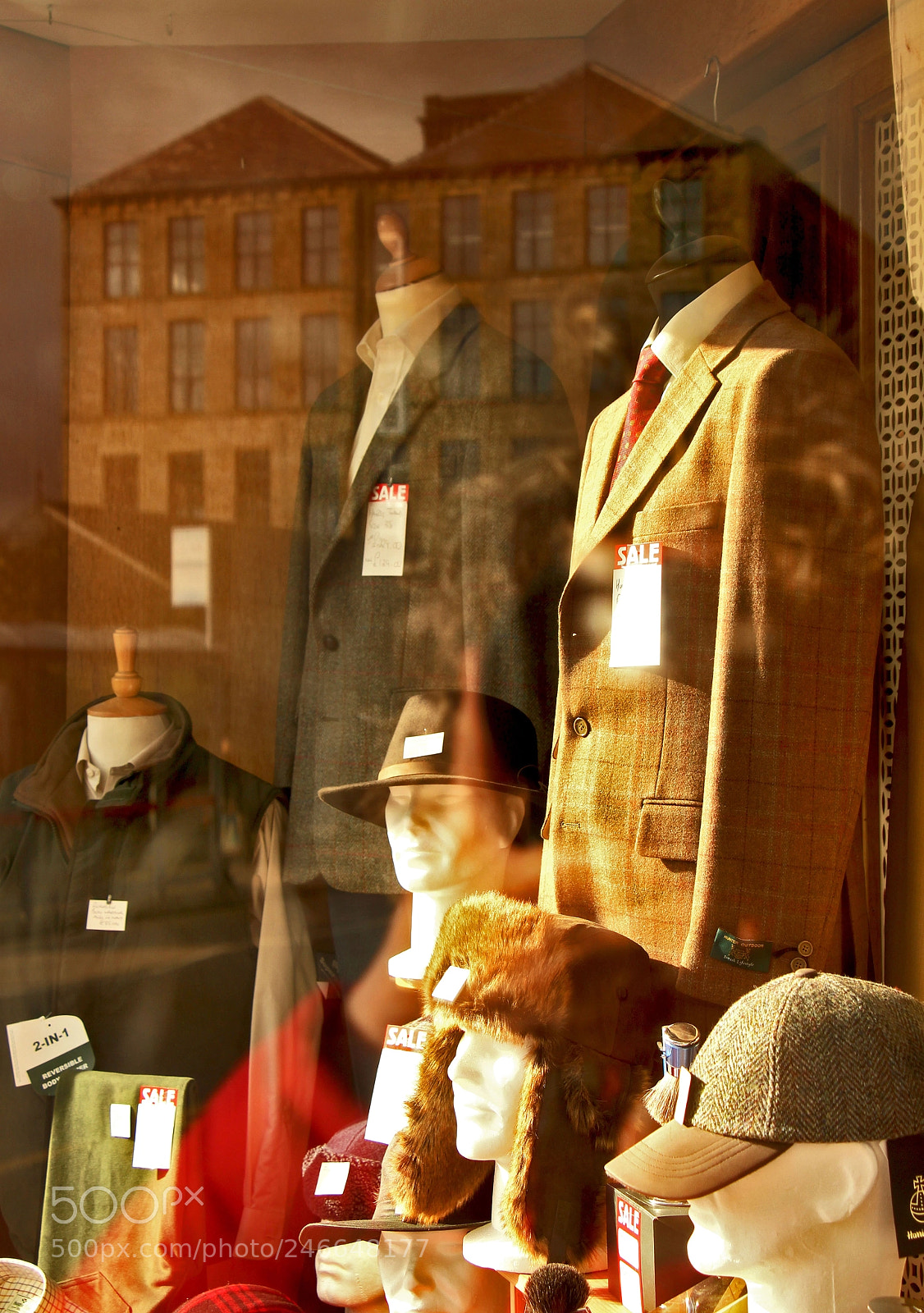 Canon EOS 100D (EOS Rebel SL1 / EOS Kiss X7) sample photo. Textiles from mill to photography