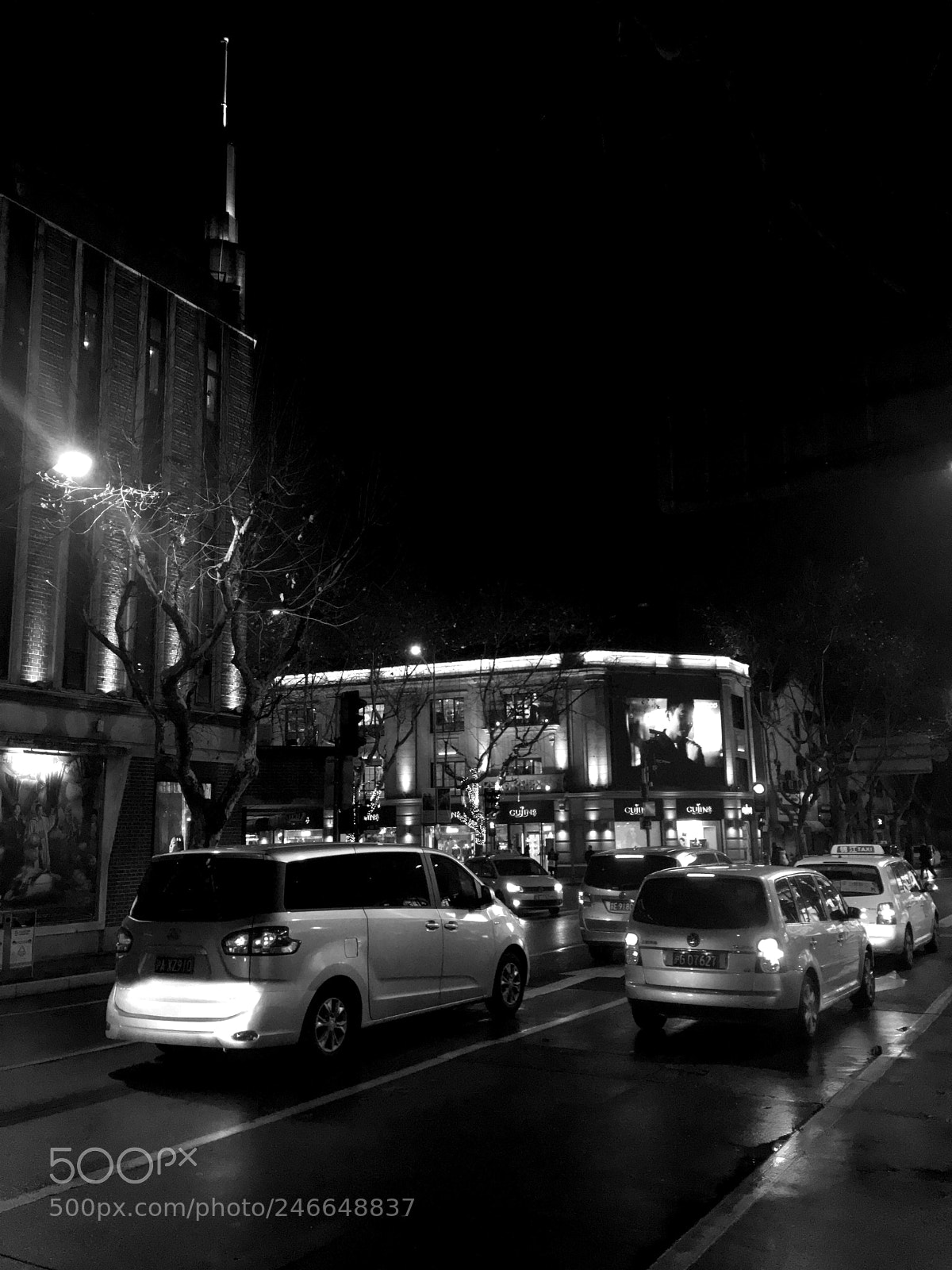 Apple iPhone SE sample photo. Night life ii photography