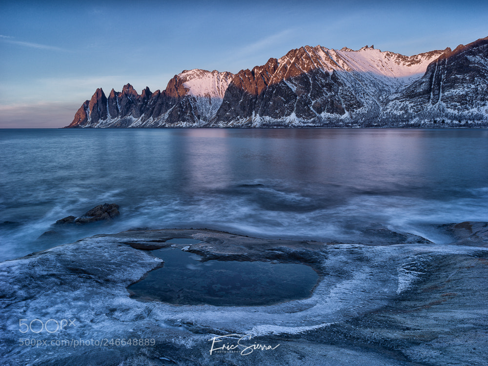 Hasselblad X1D-50c sample photo. Blue hole photography