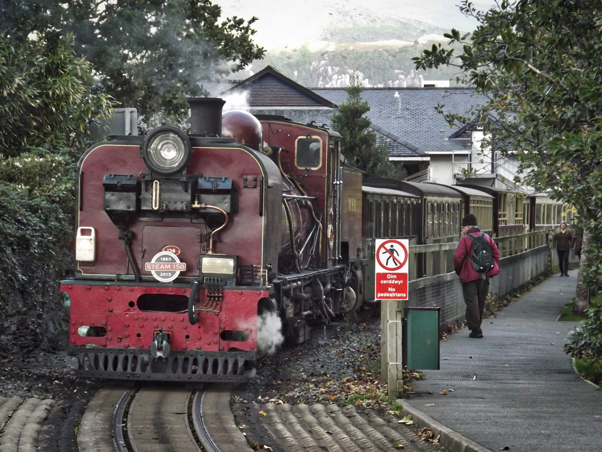 Fujifilm FinePix S3400 sample photo. Welsh highland railway photography